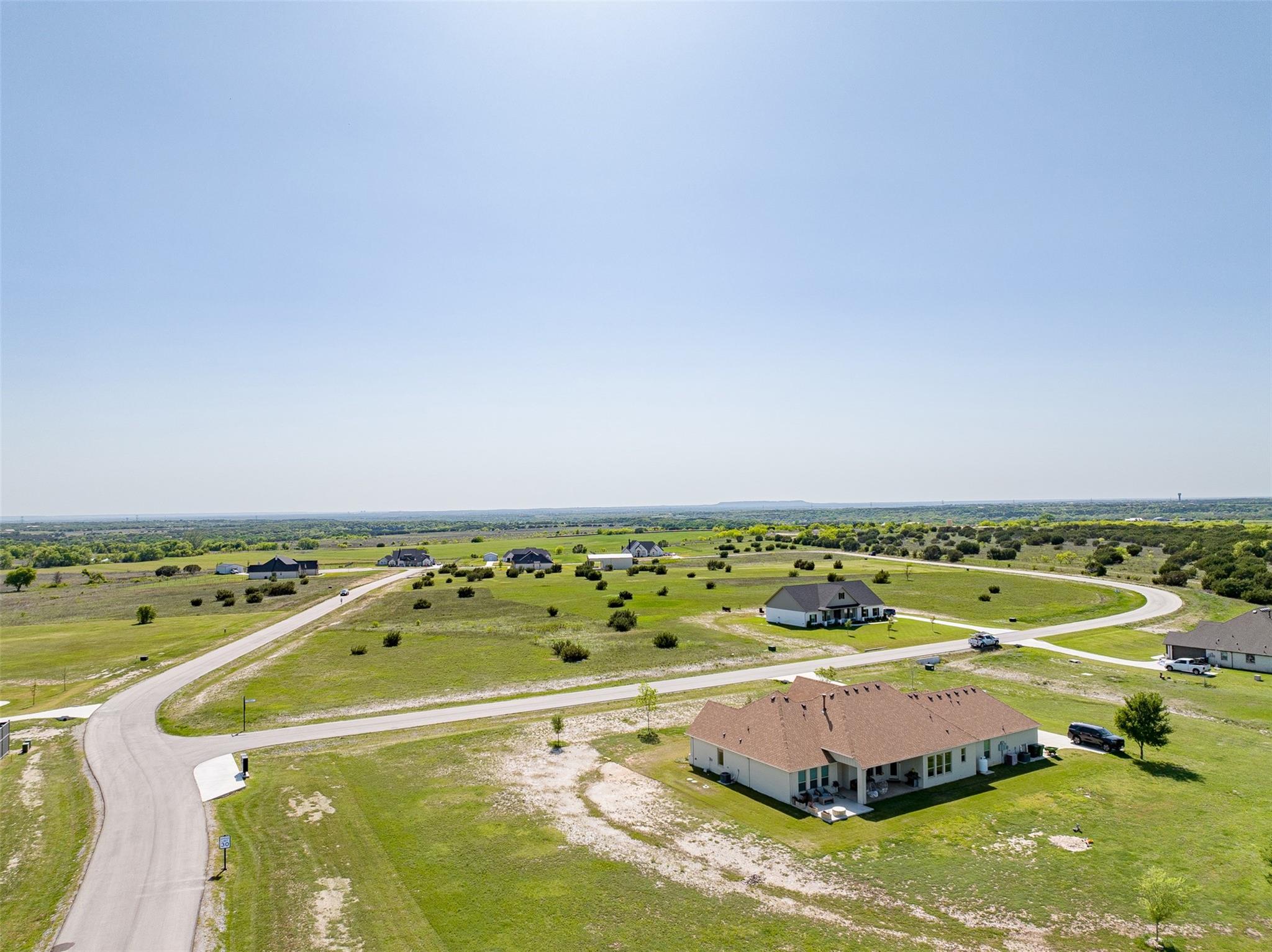 main property photo 10