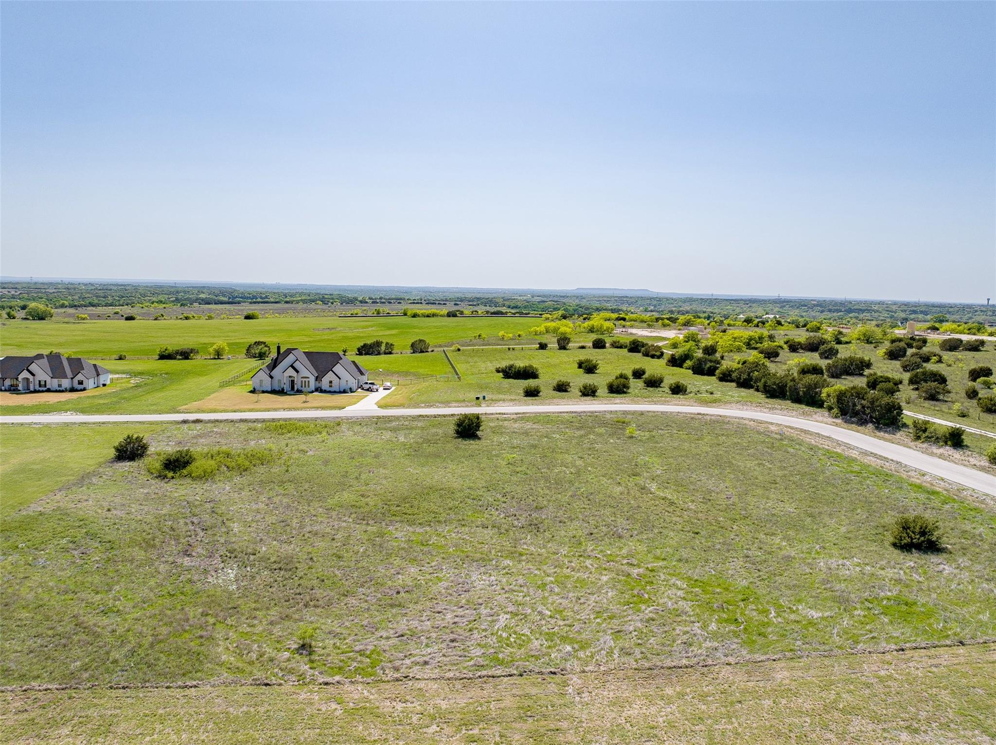 main property photo 9