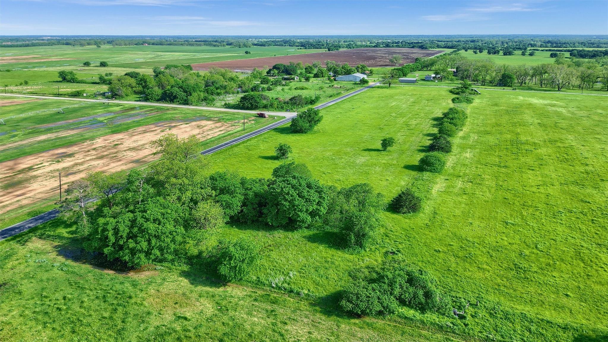 main property photo 14