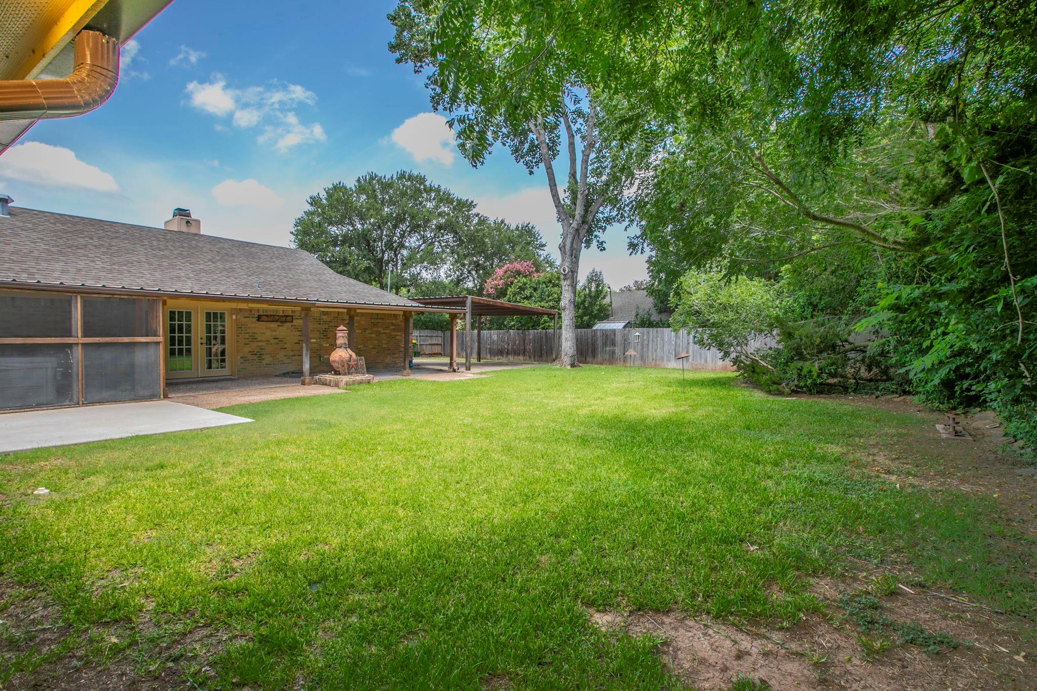 main property photo 24