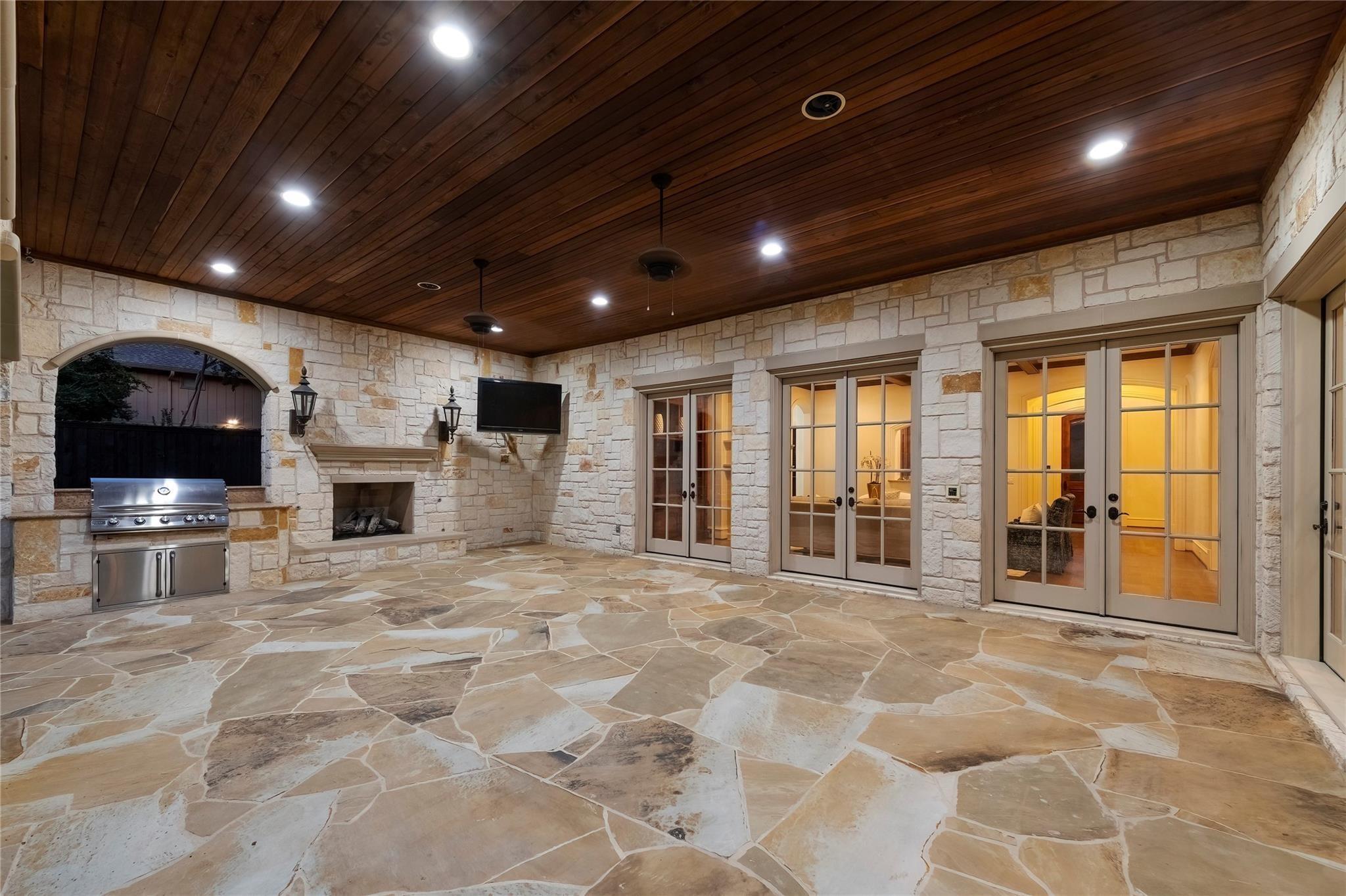 property viewer photo 33