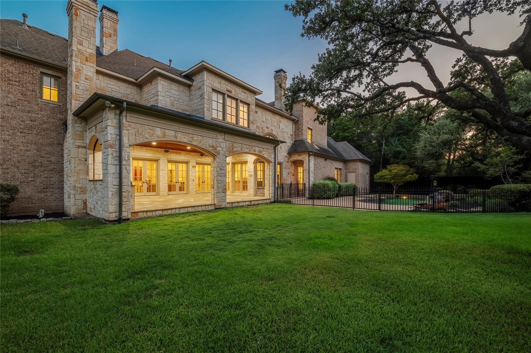 property viewer photo 35