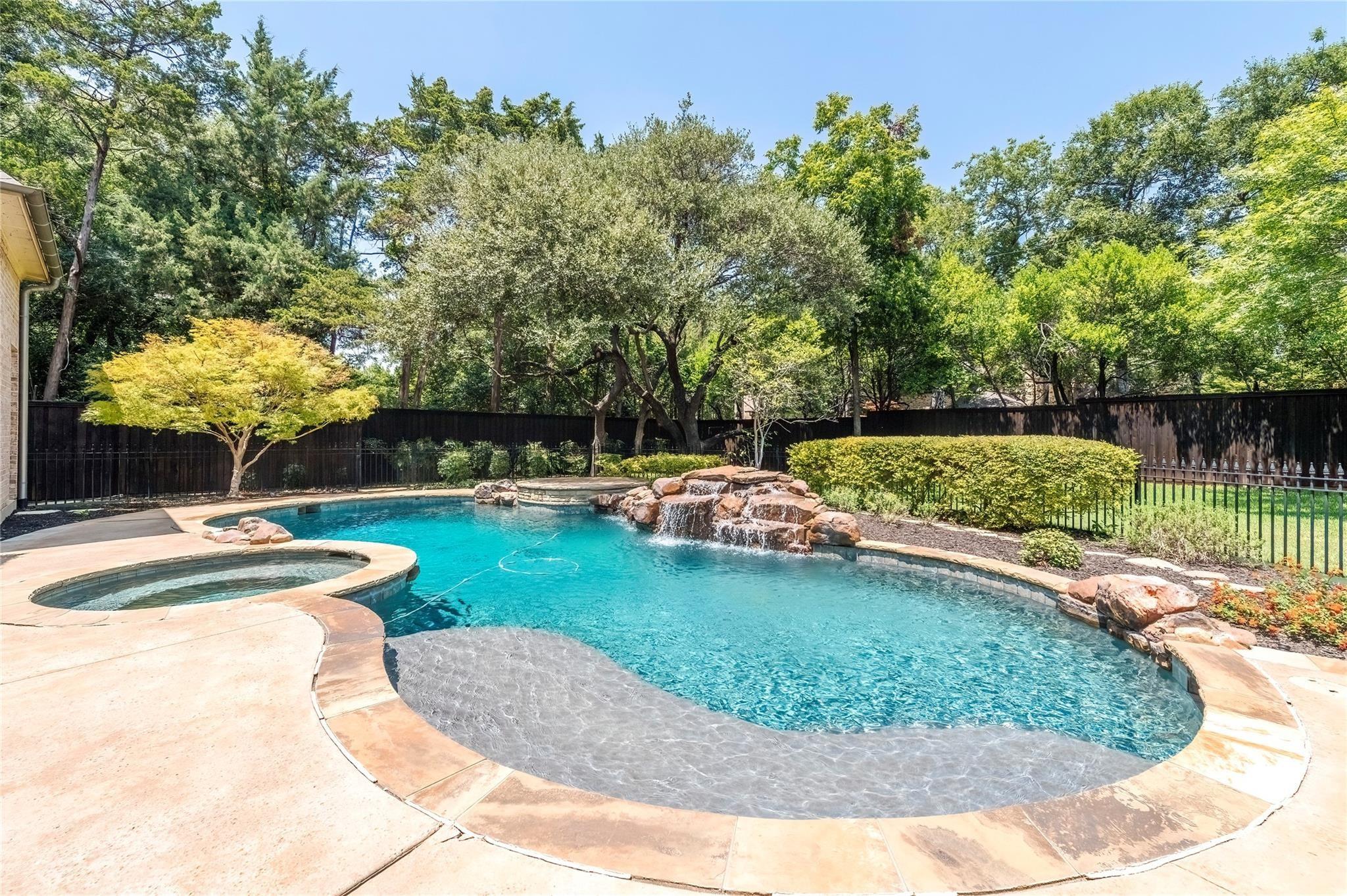 property viewer photo 37