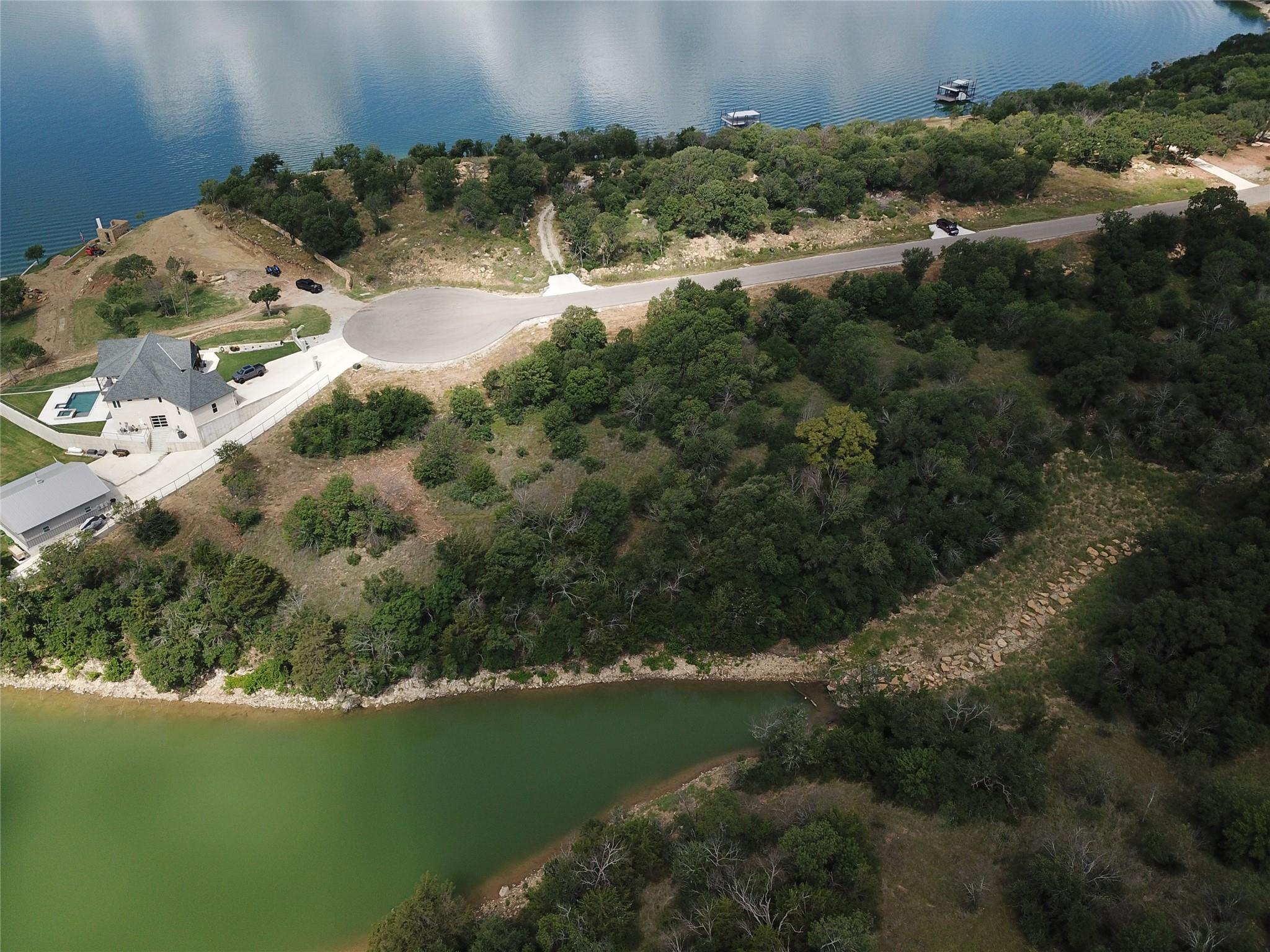 main property photo 15