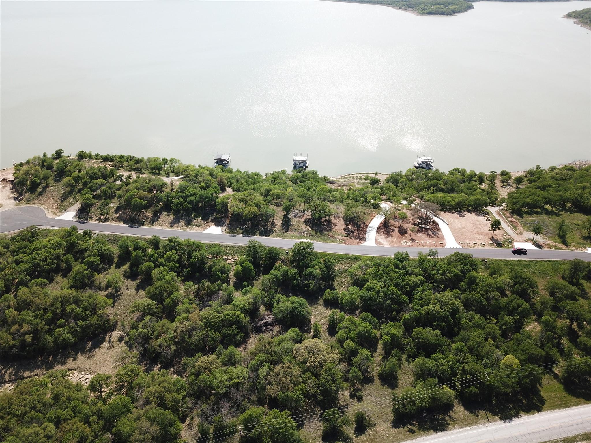 main property photo 15
