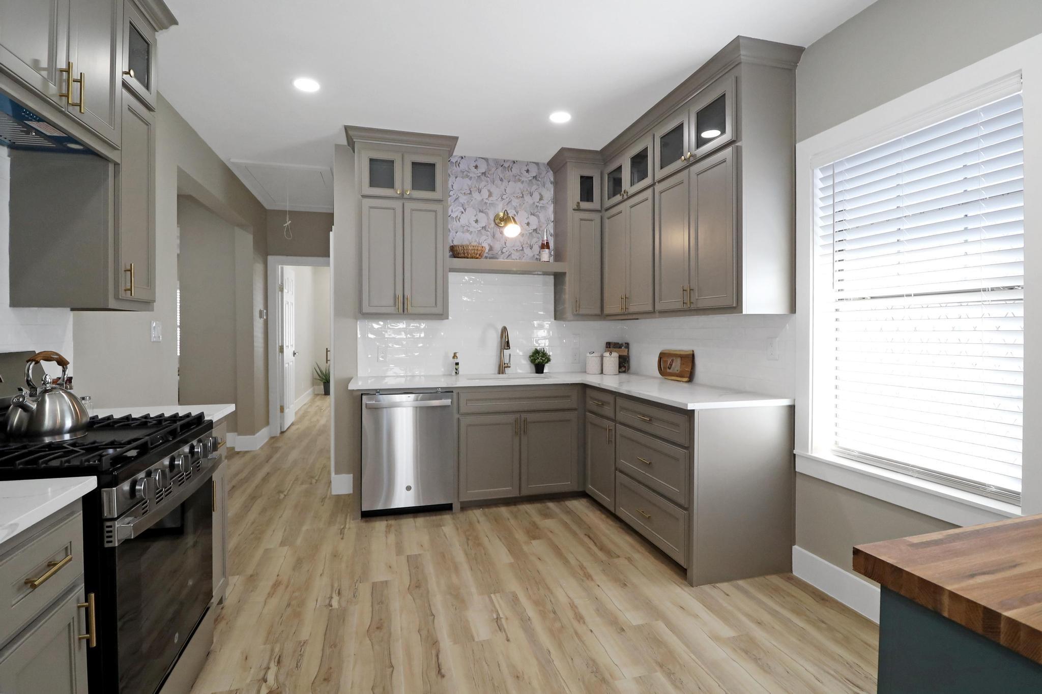 property viewer photo 8