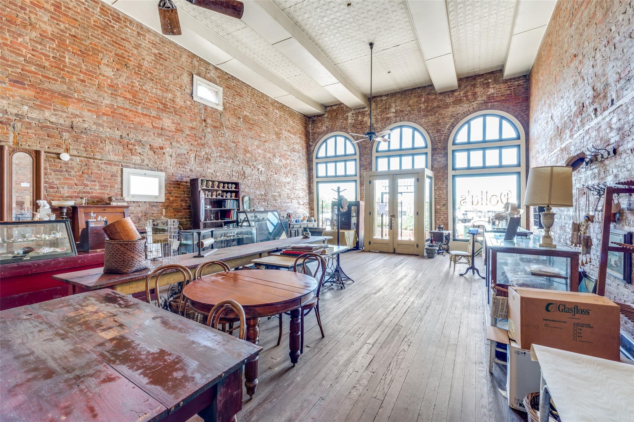 main property photo 15