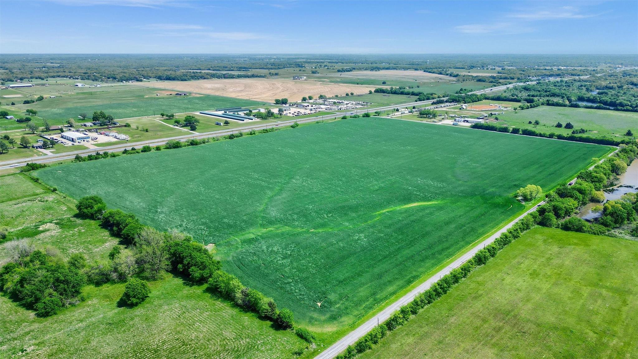 main property photo 12