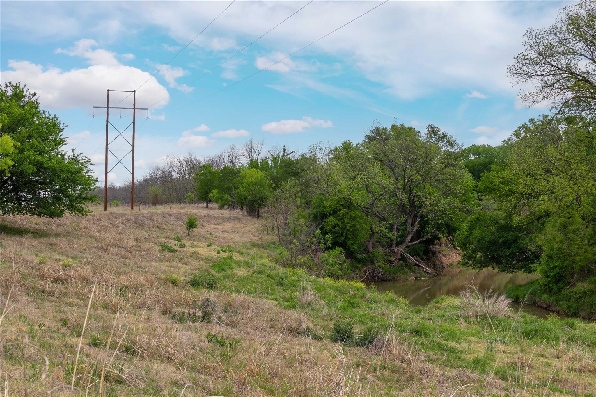 main property photo 14