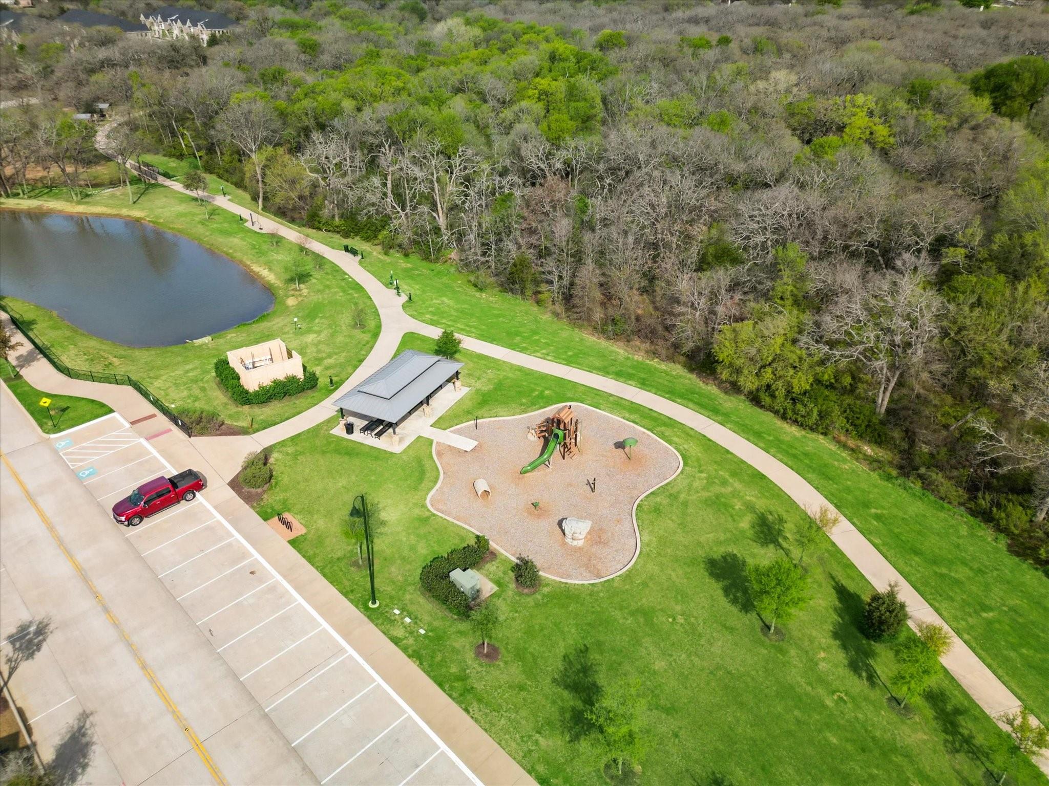 main property photo 24