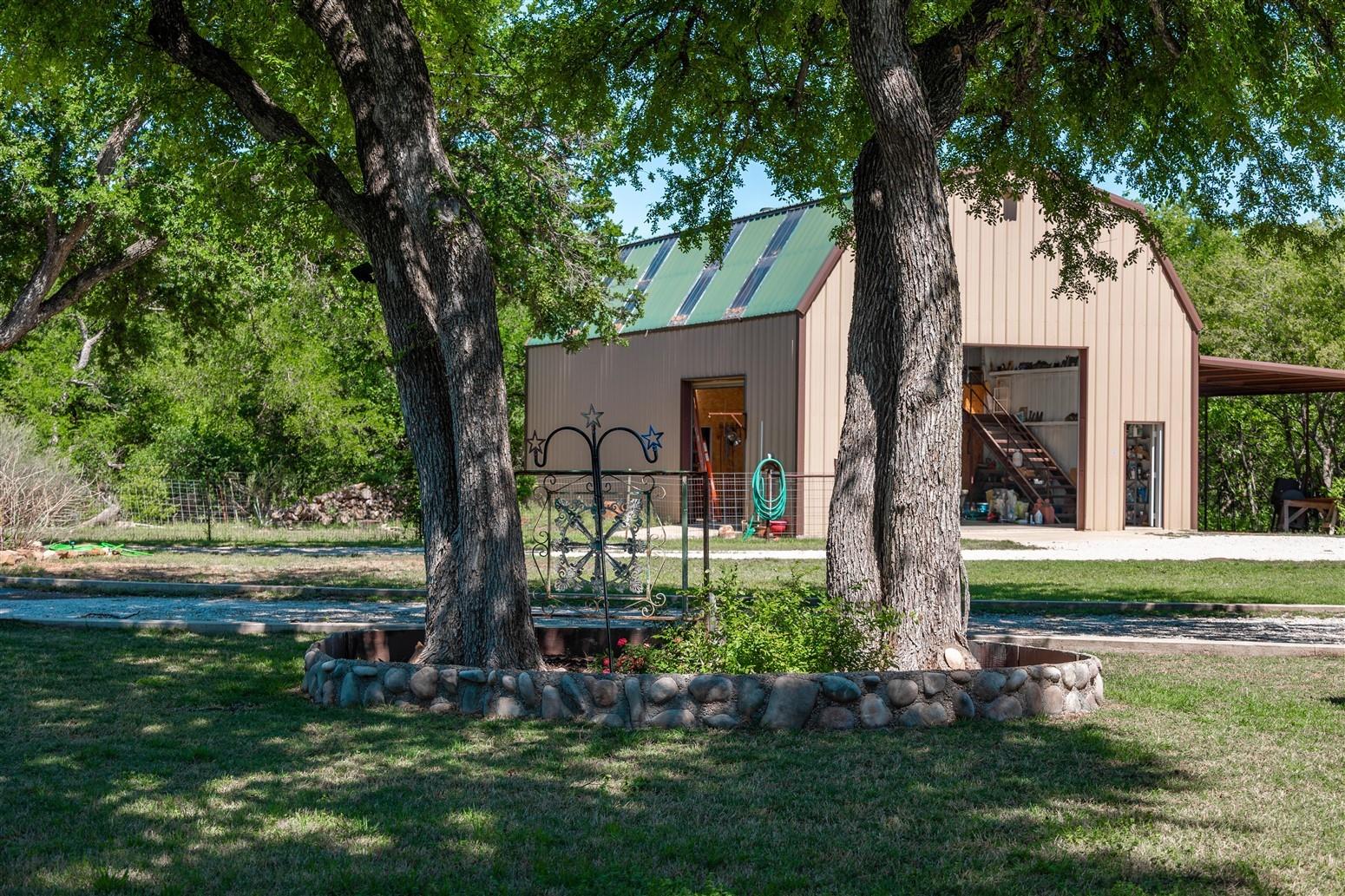 main property photo 26