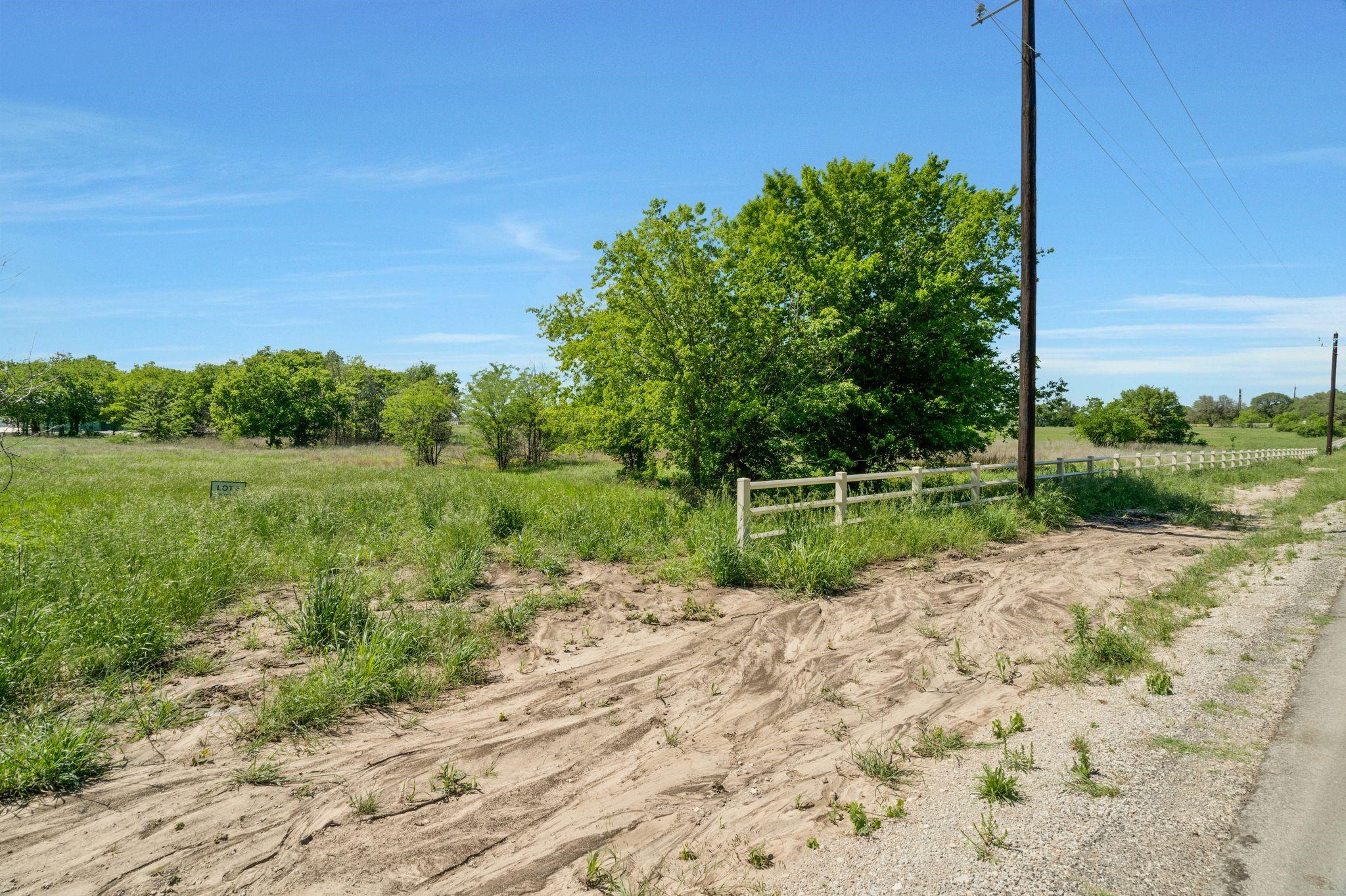 main property photo 6
