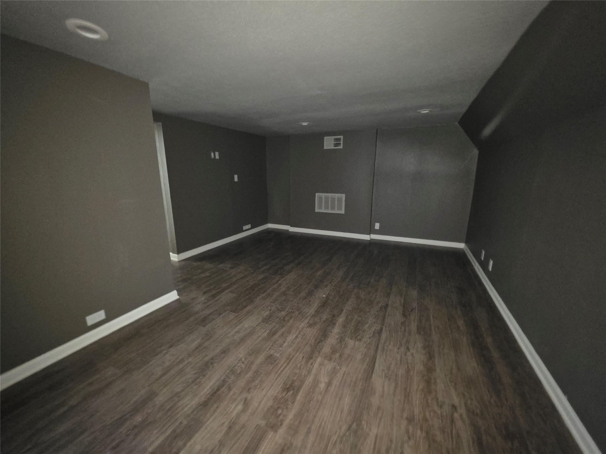 property viewer photo 17