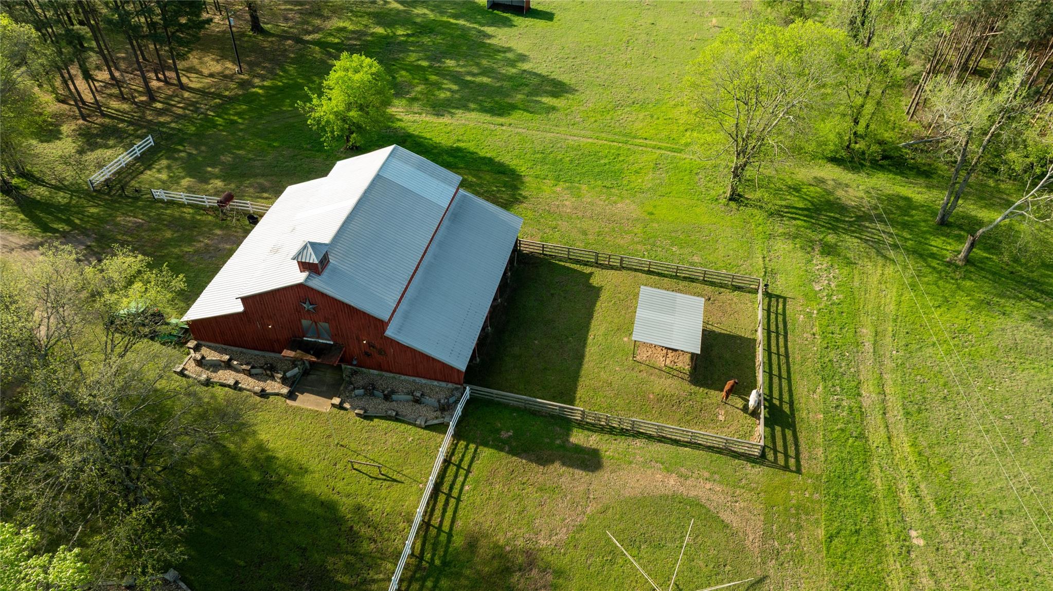 main property photo 16