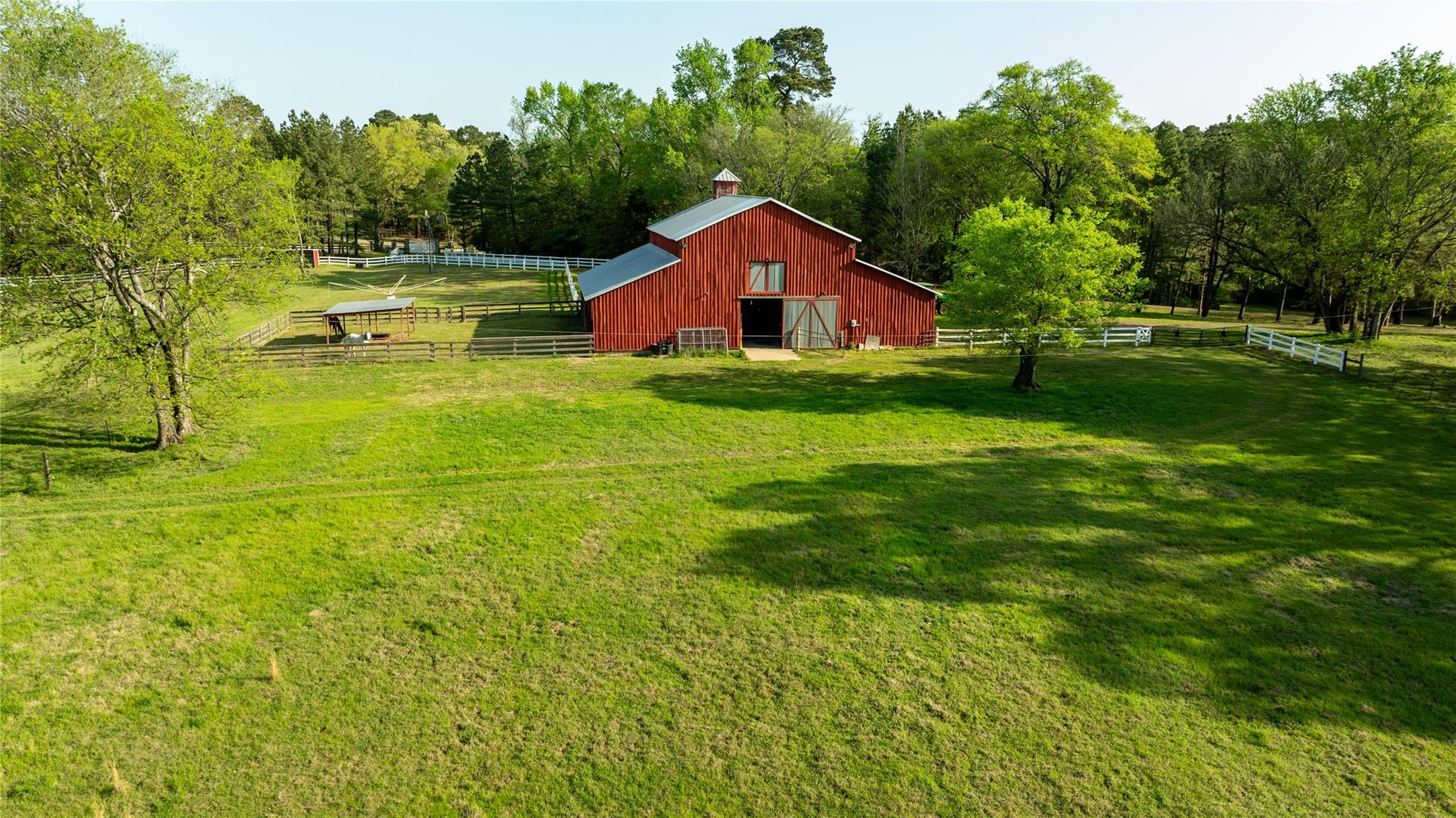 main property photo 17
