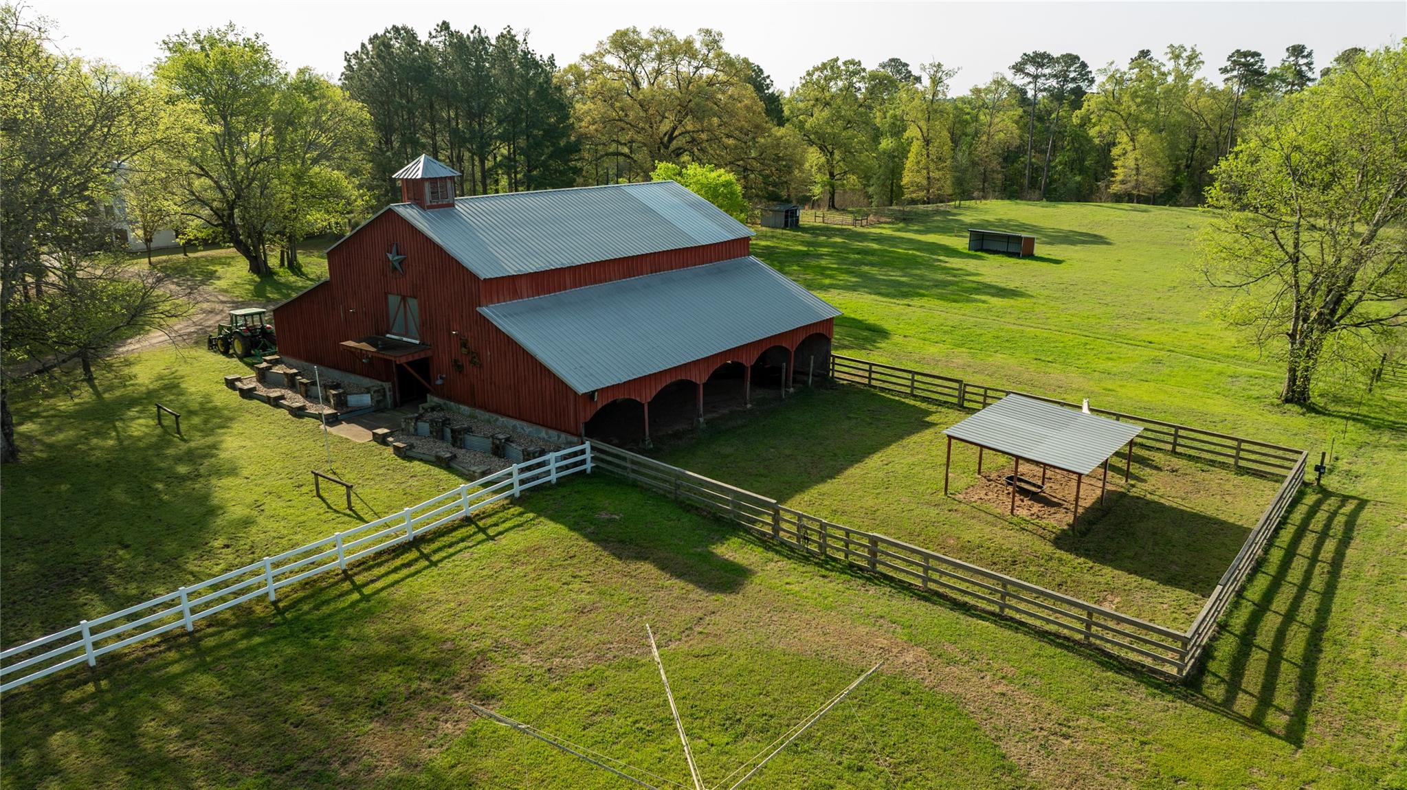 main property photo 18