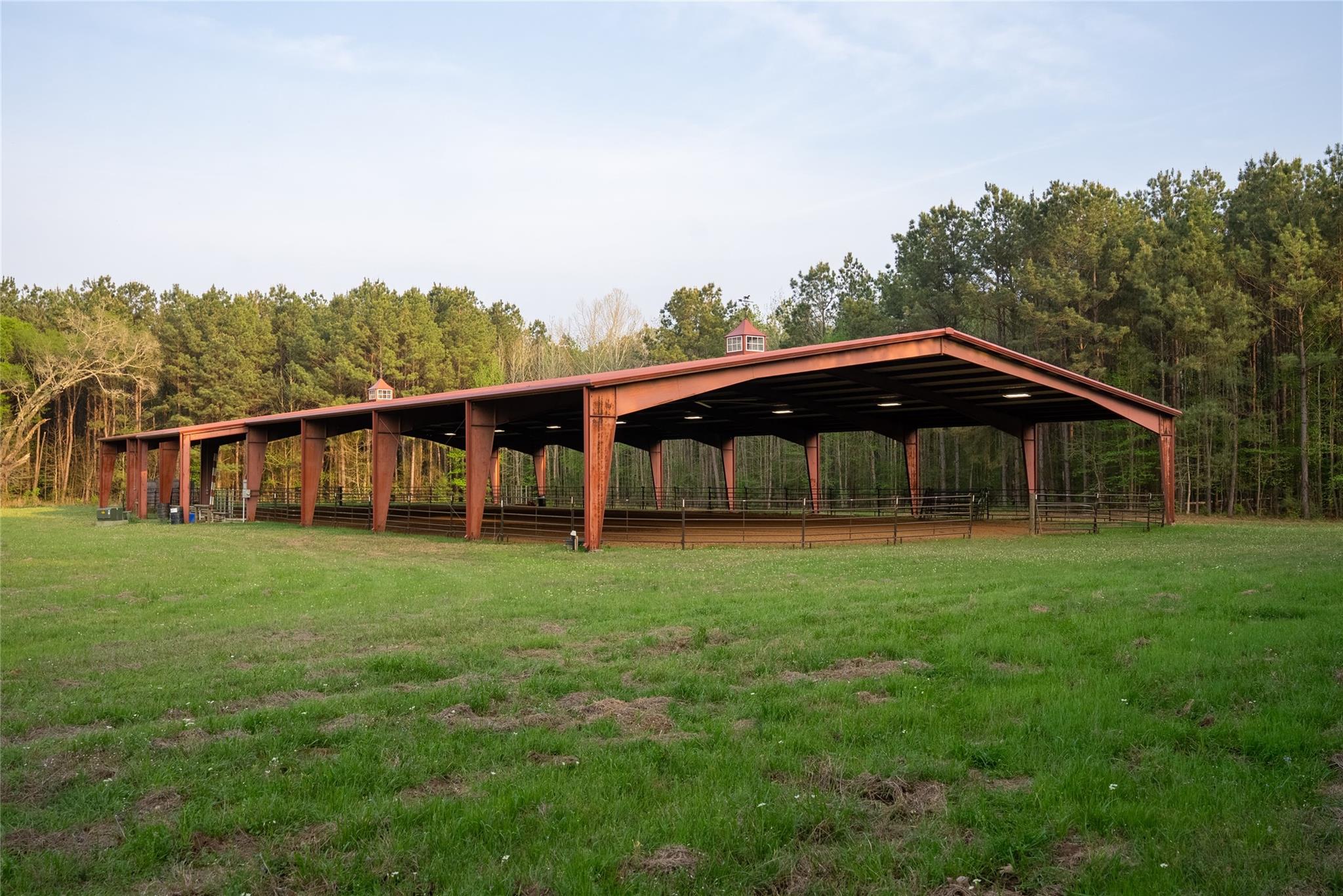 main property photo 30