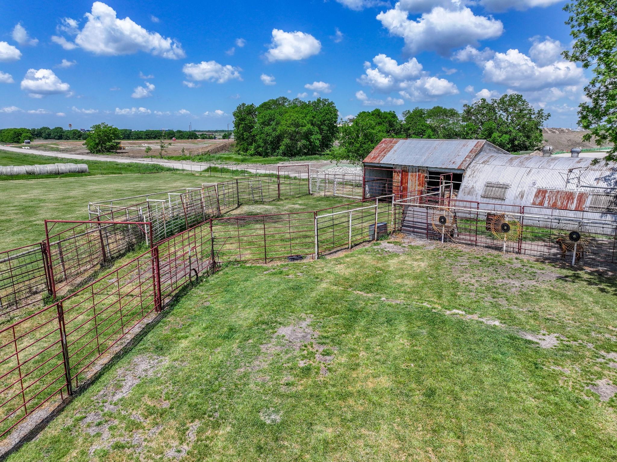 main property photo 31