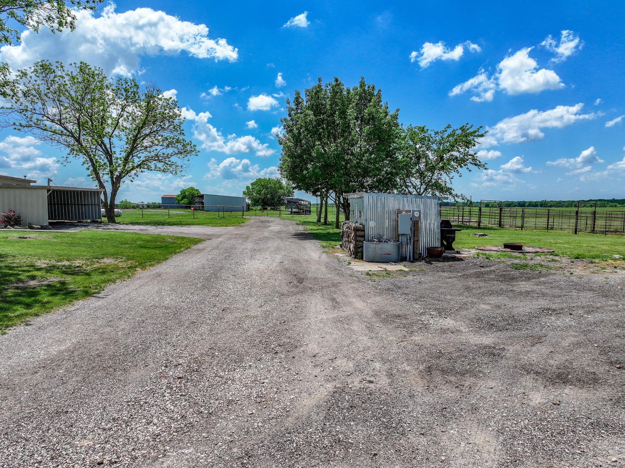 main property photo 35