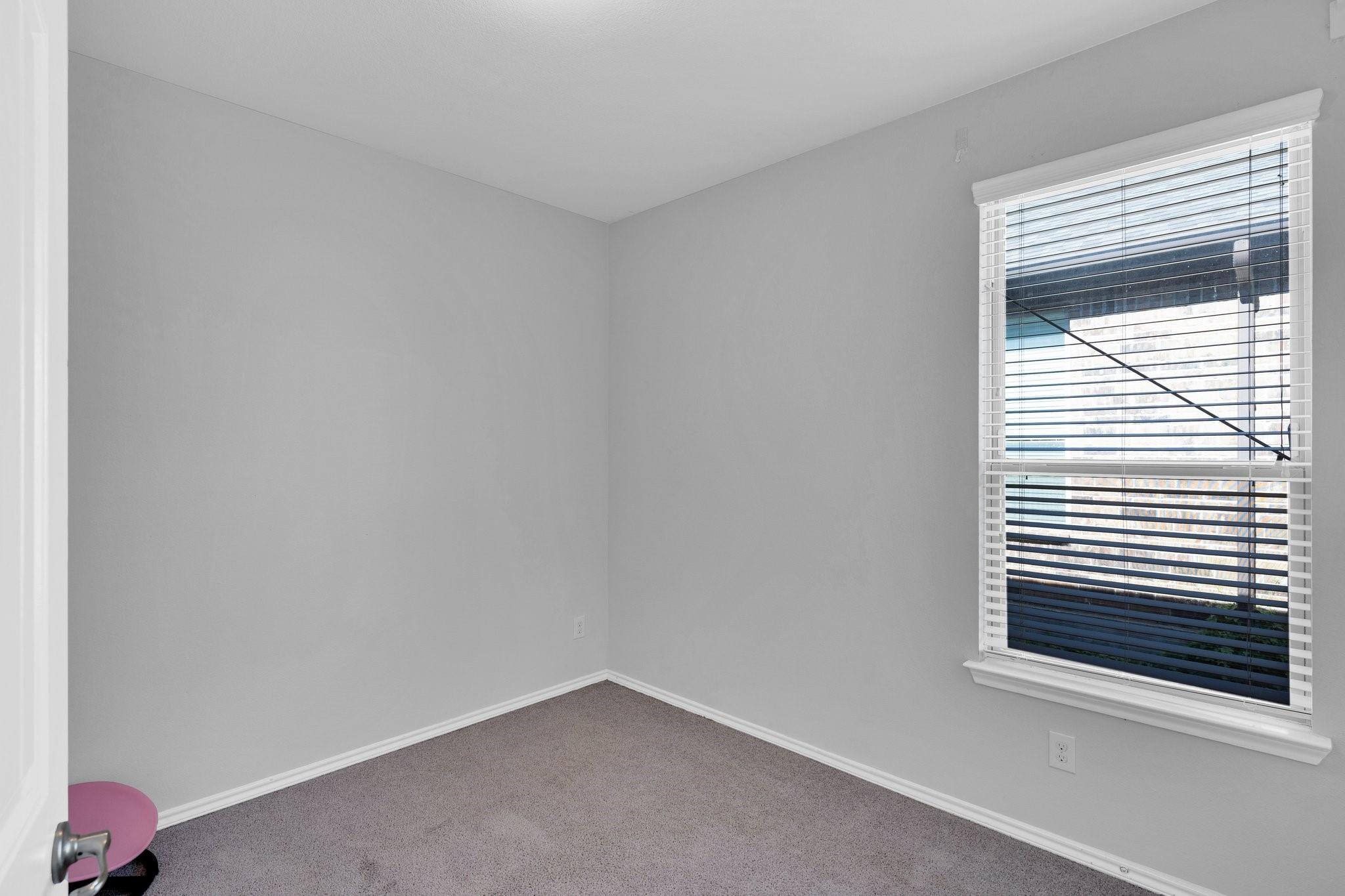 property viewer photo 20