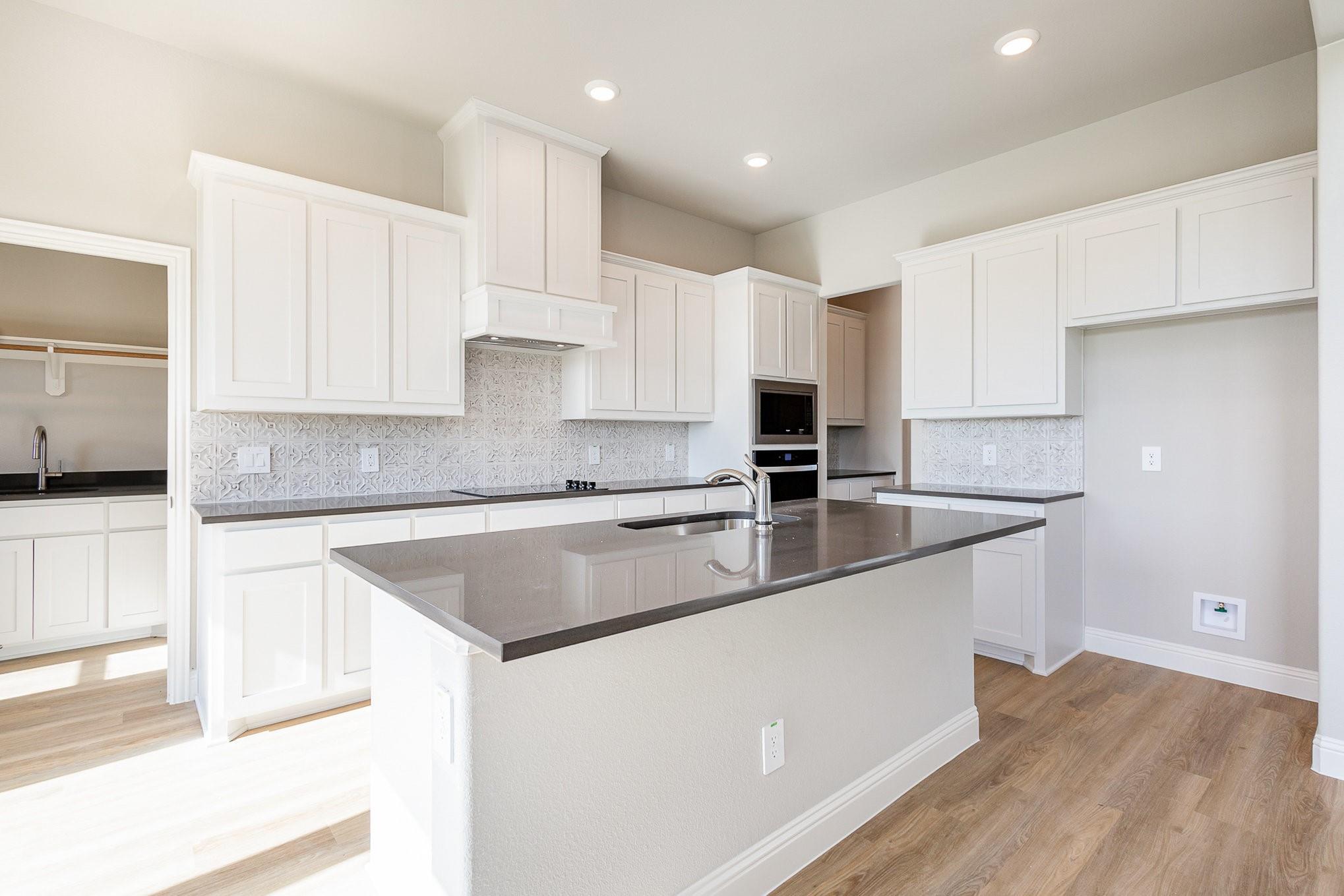 property viewer photo 14