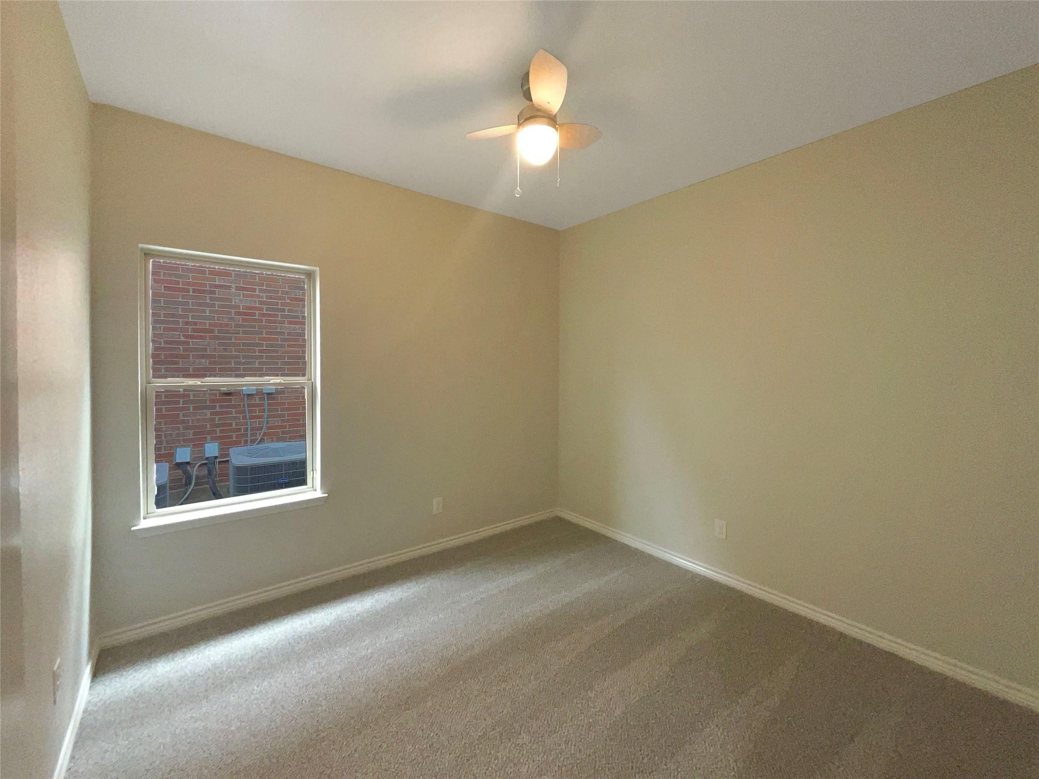 property viewer photo 4