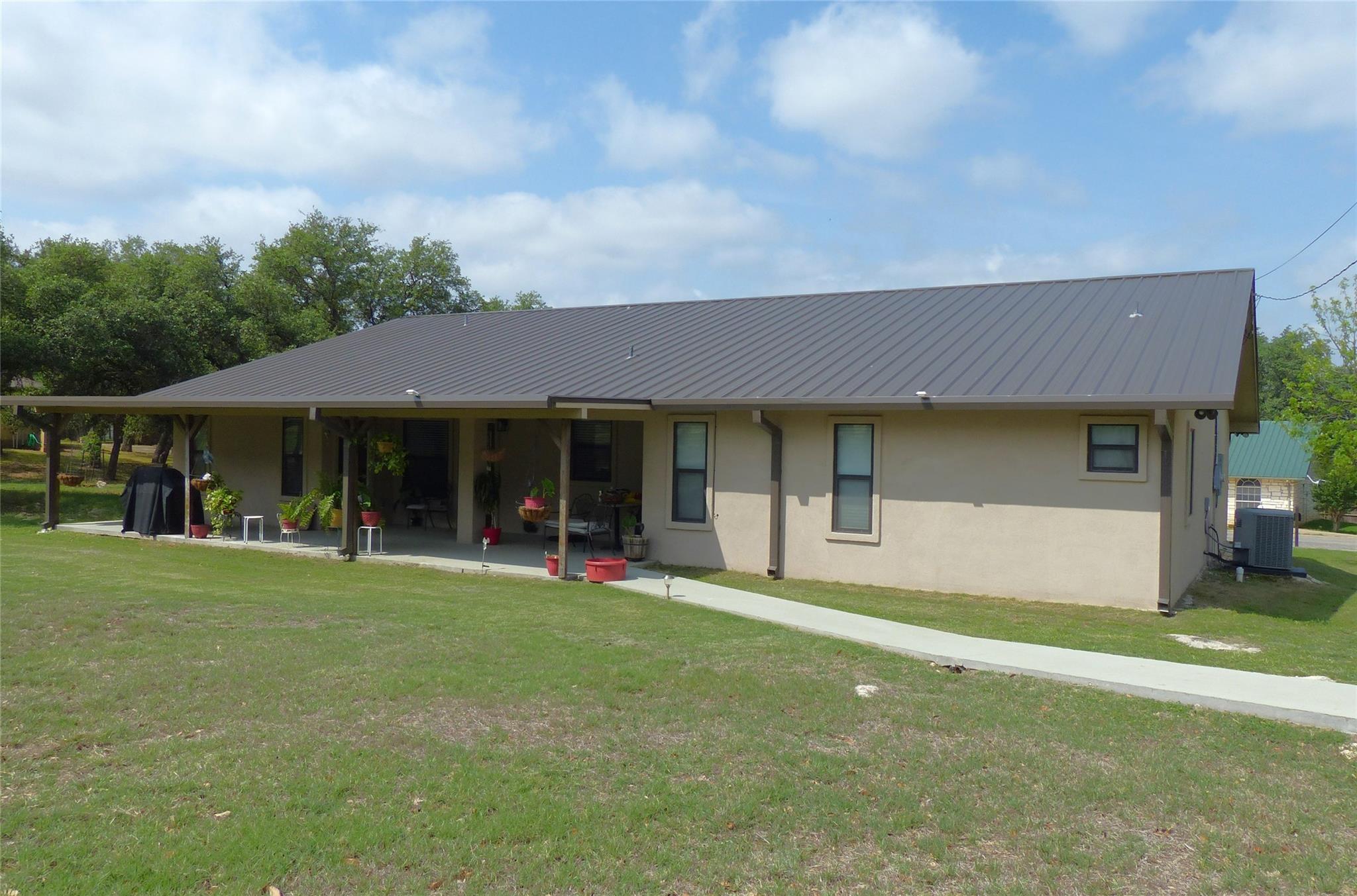 main property photo 34