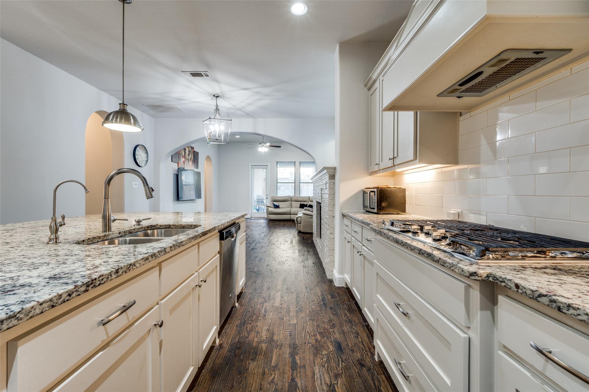property viewer photo 4