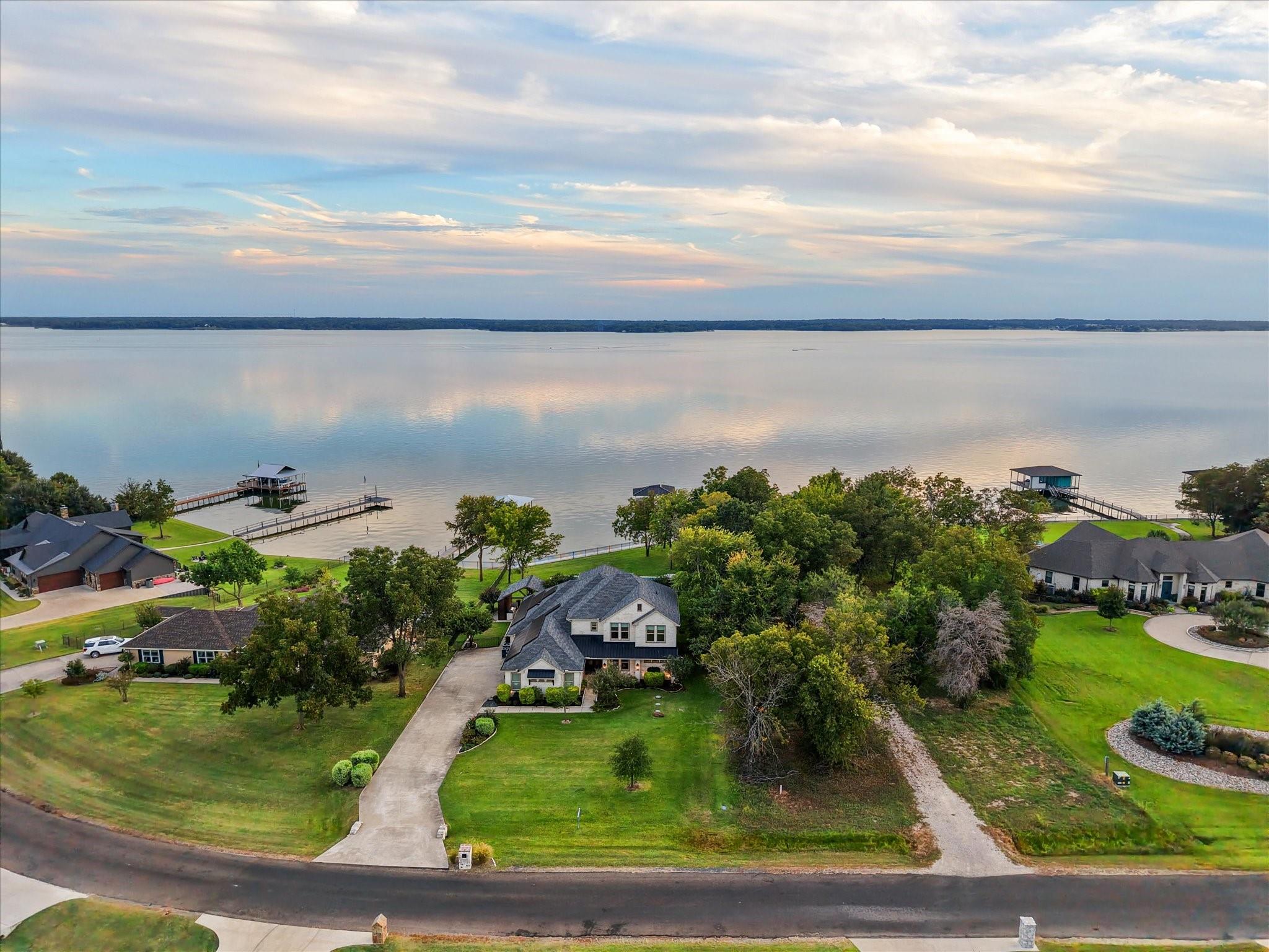 main property photo 7