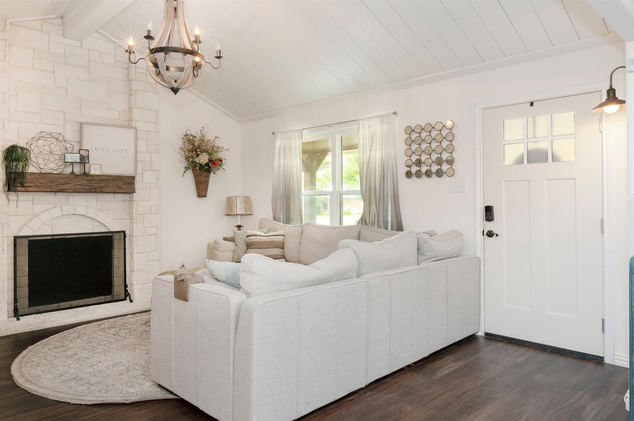property viewer photo 6