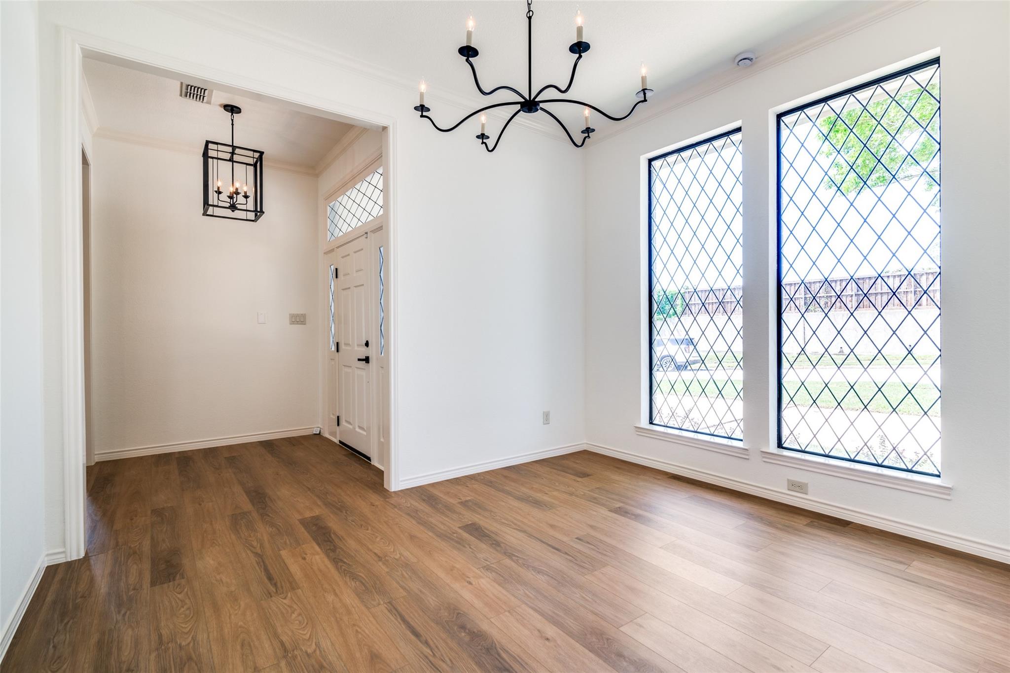 property viewer photo 3