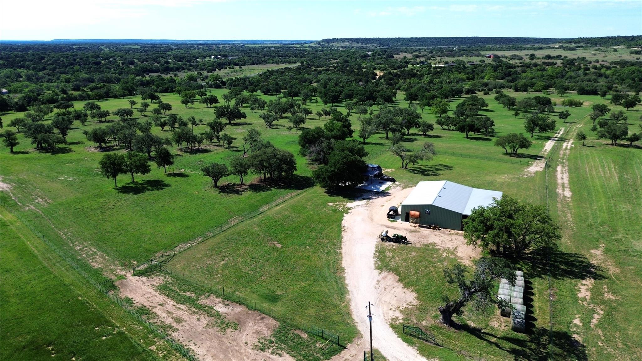 main property photo 10
