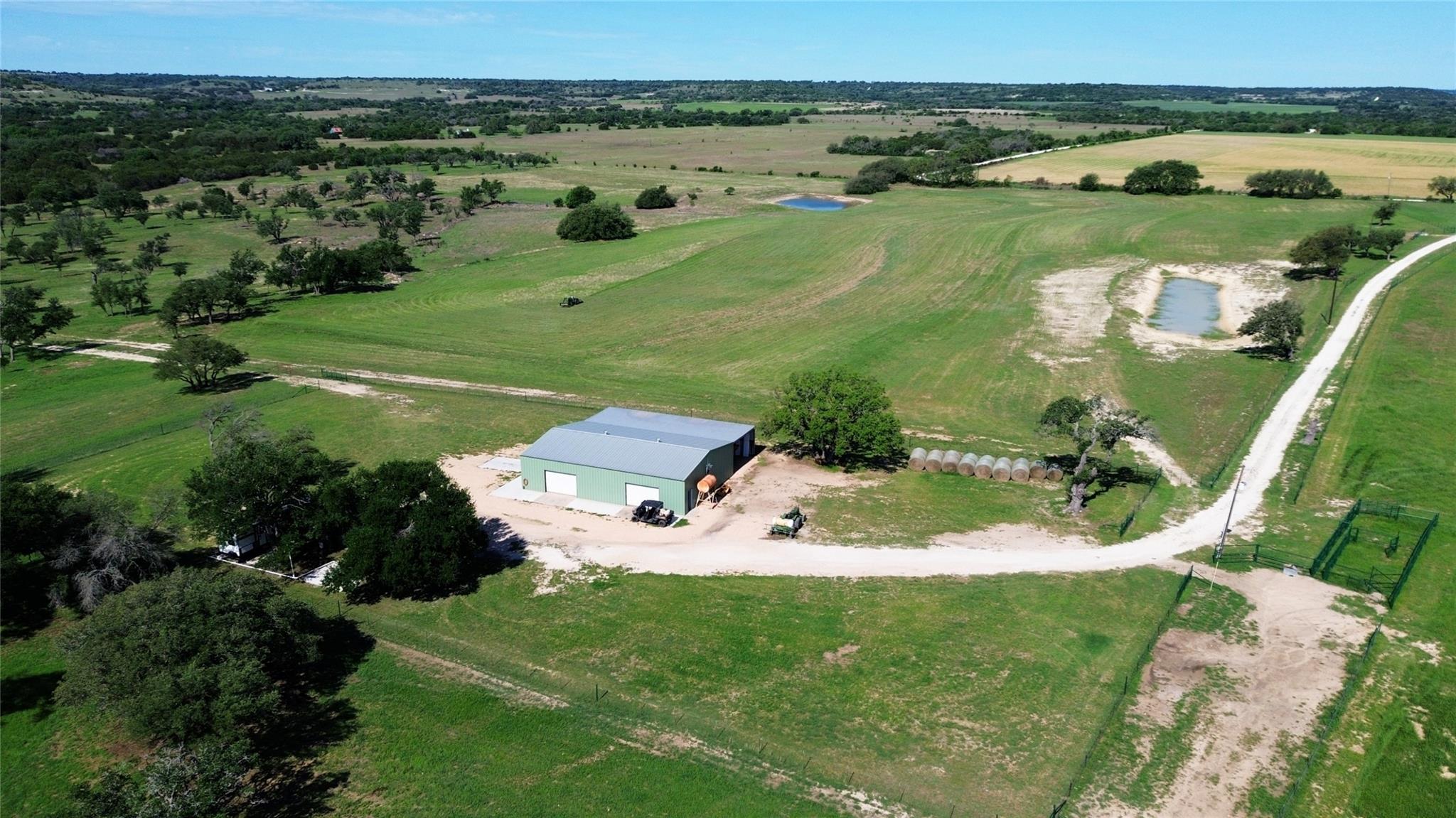 main property photo 9