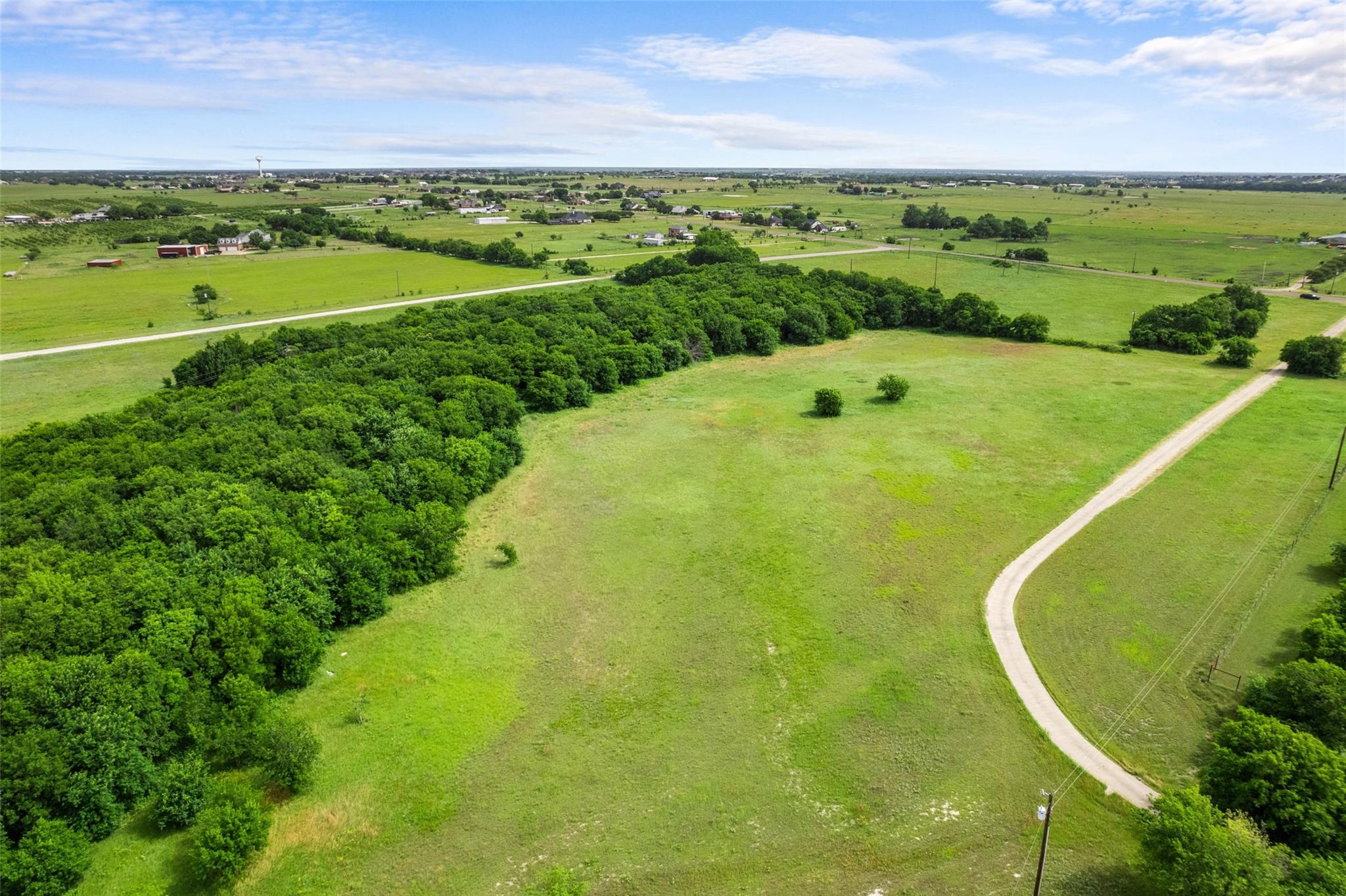 main property photo 7