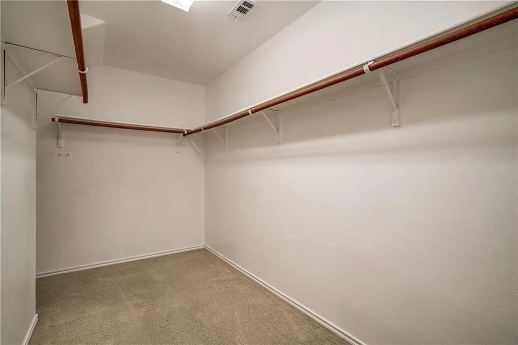 property viewer photo 6