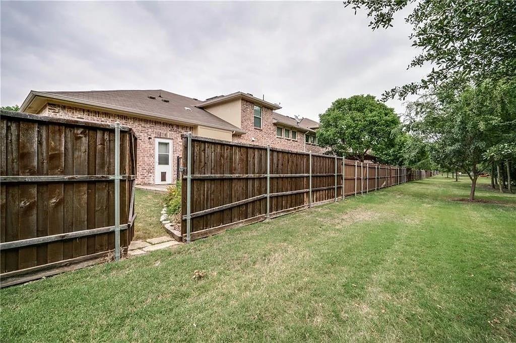 property viewer photo 9