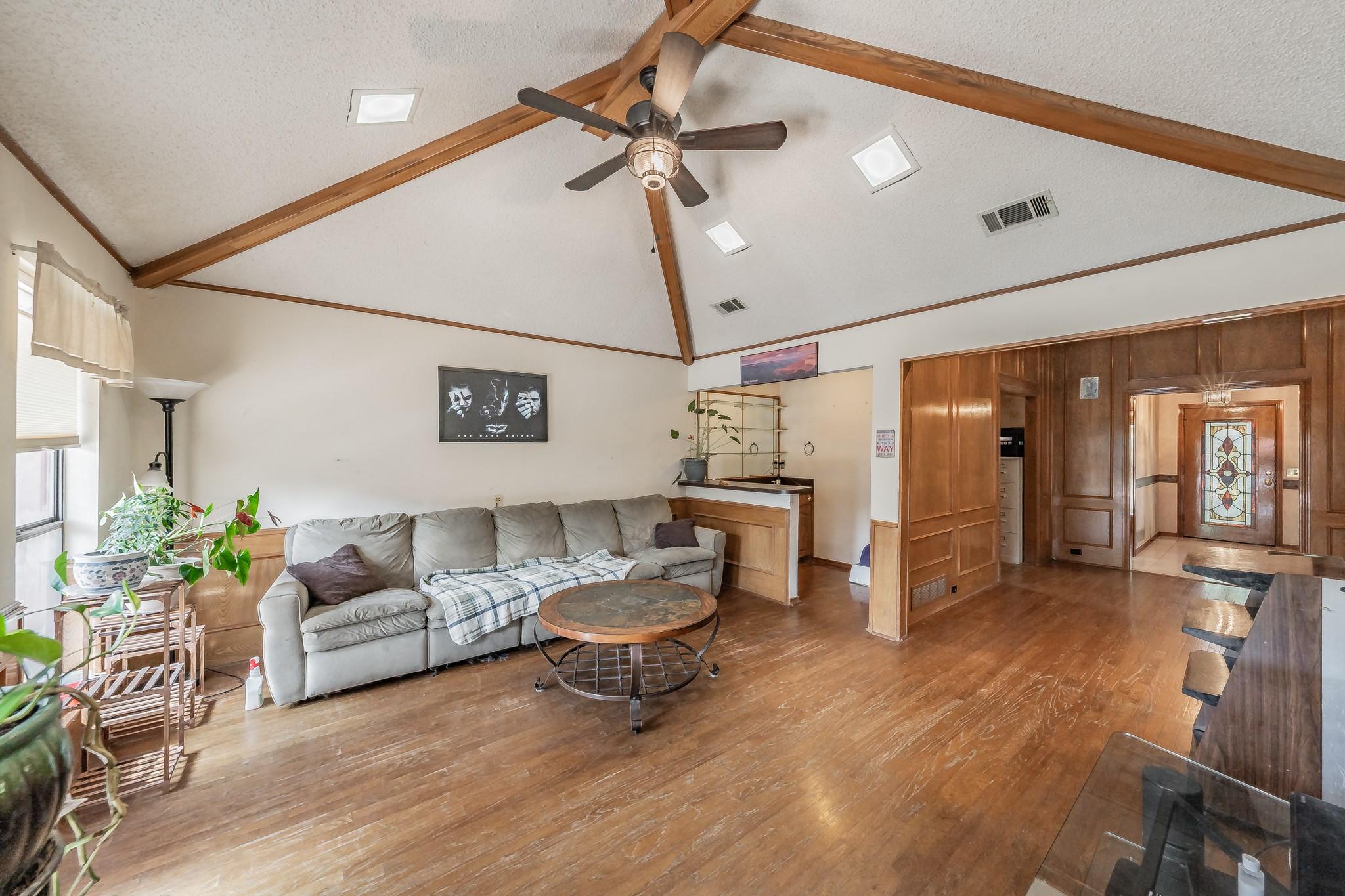 property viewer photo 5