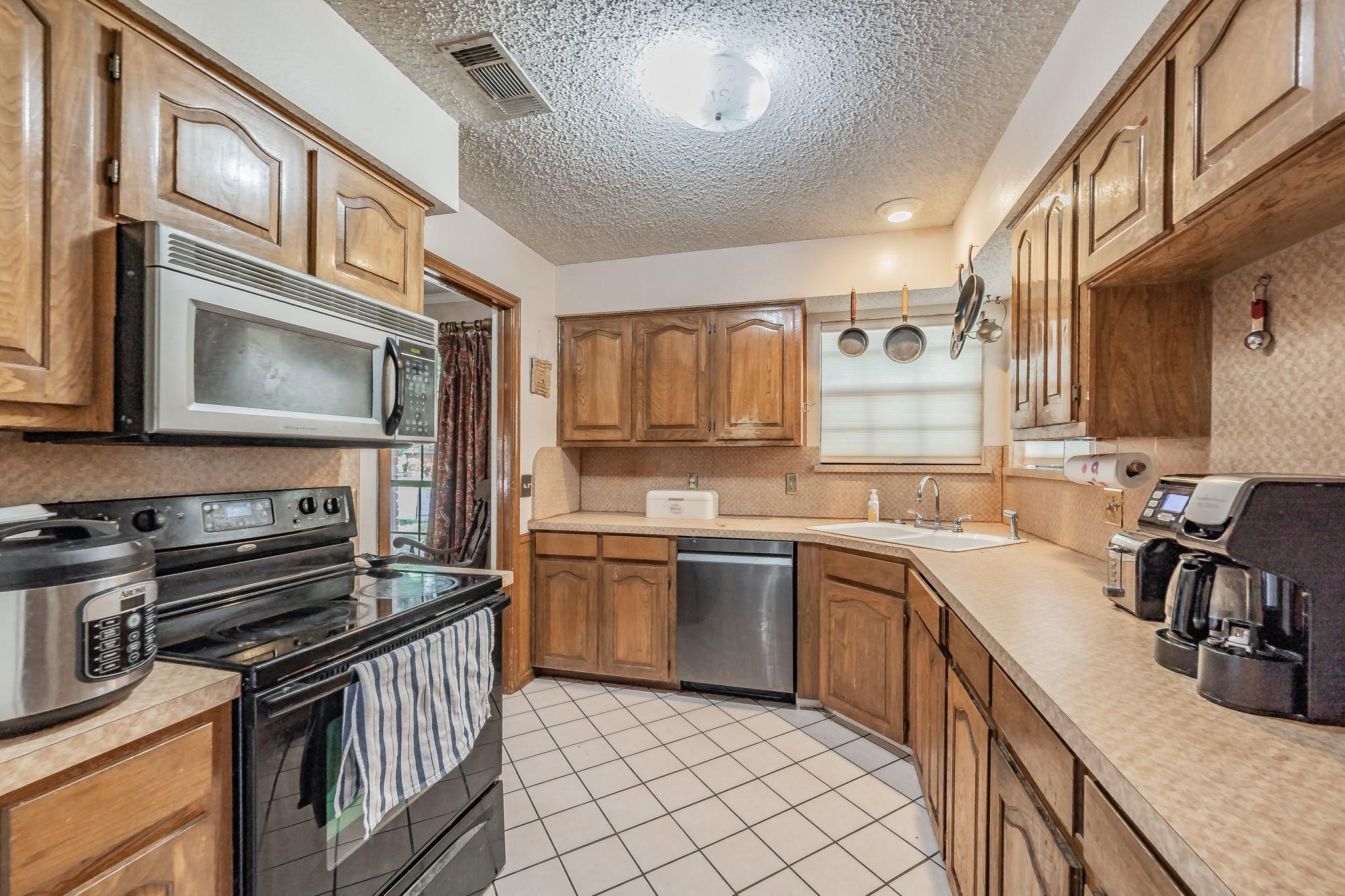 property viewer photo 9