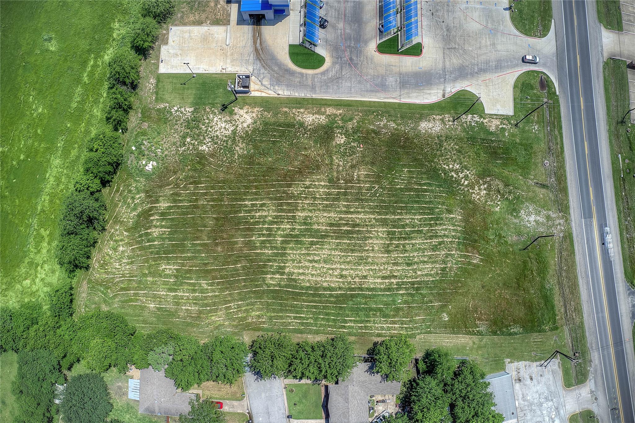 main property photo 19