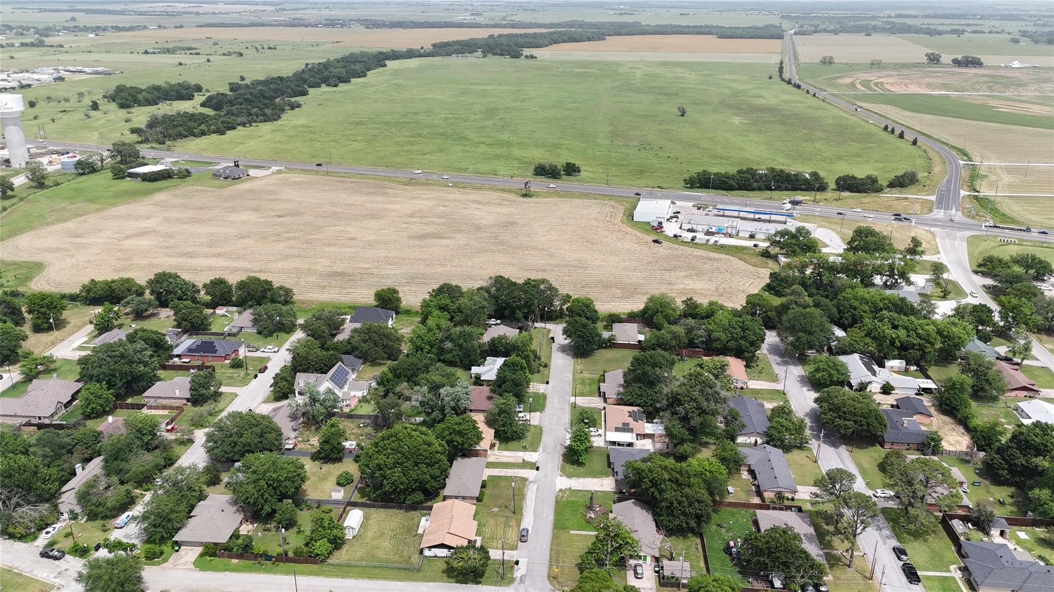 main property photo 6