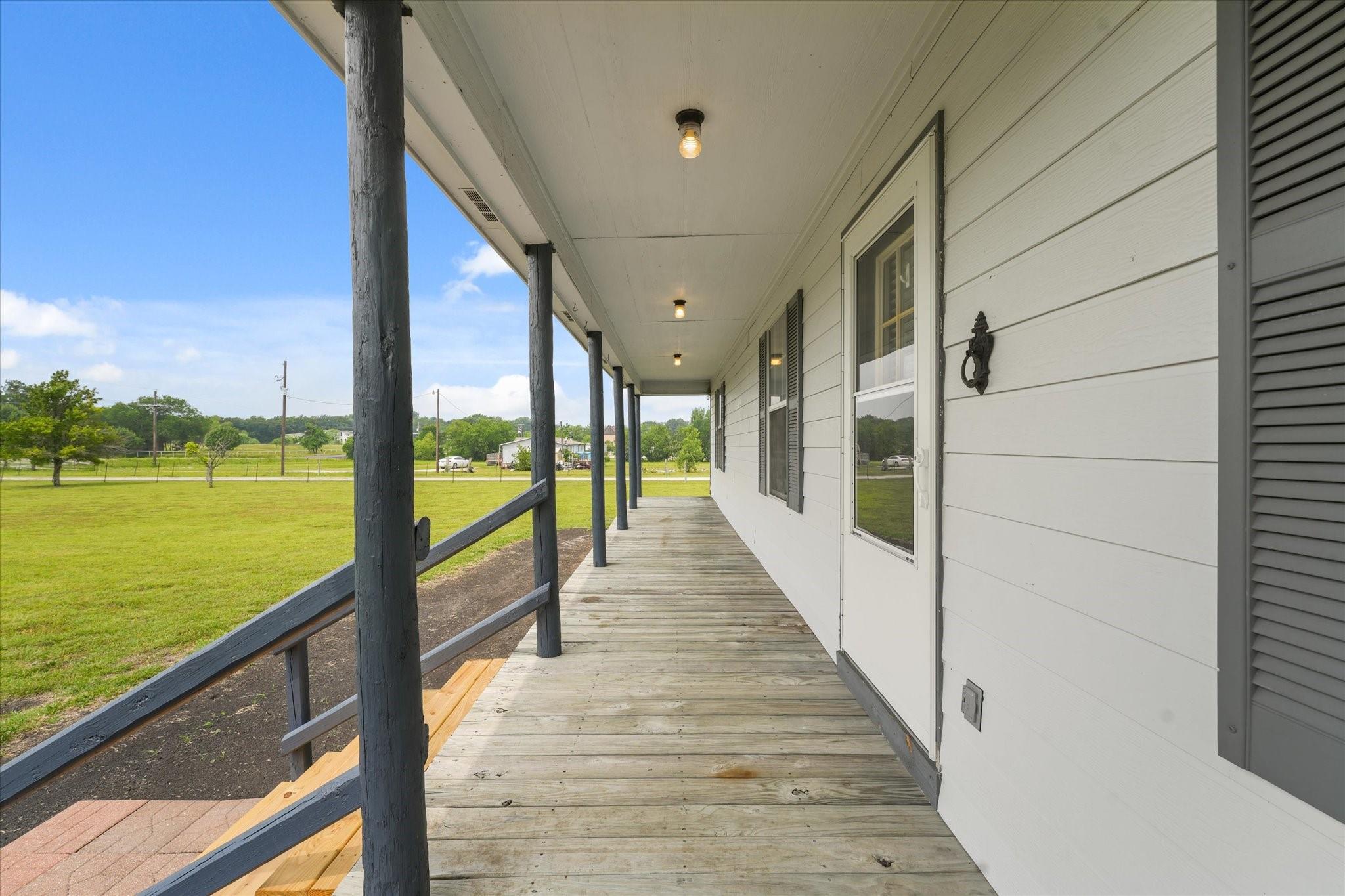 main property photo 23