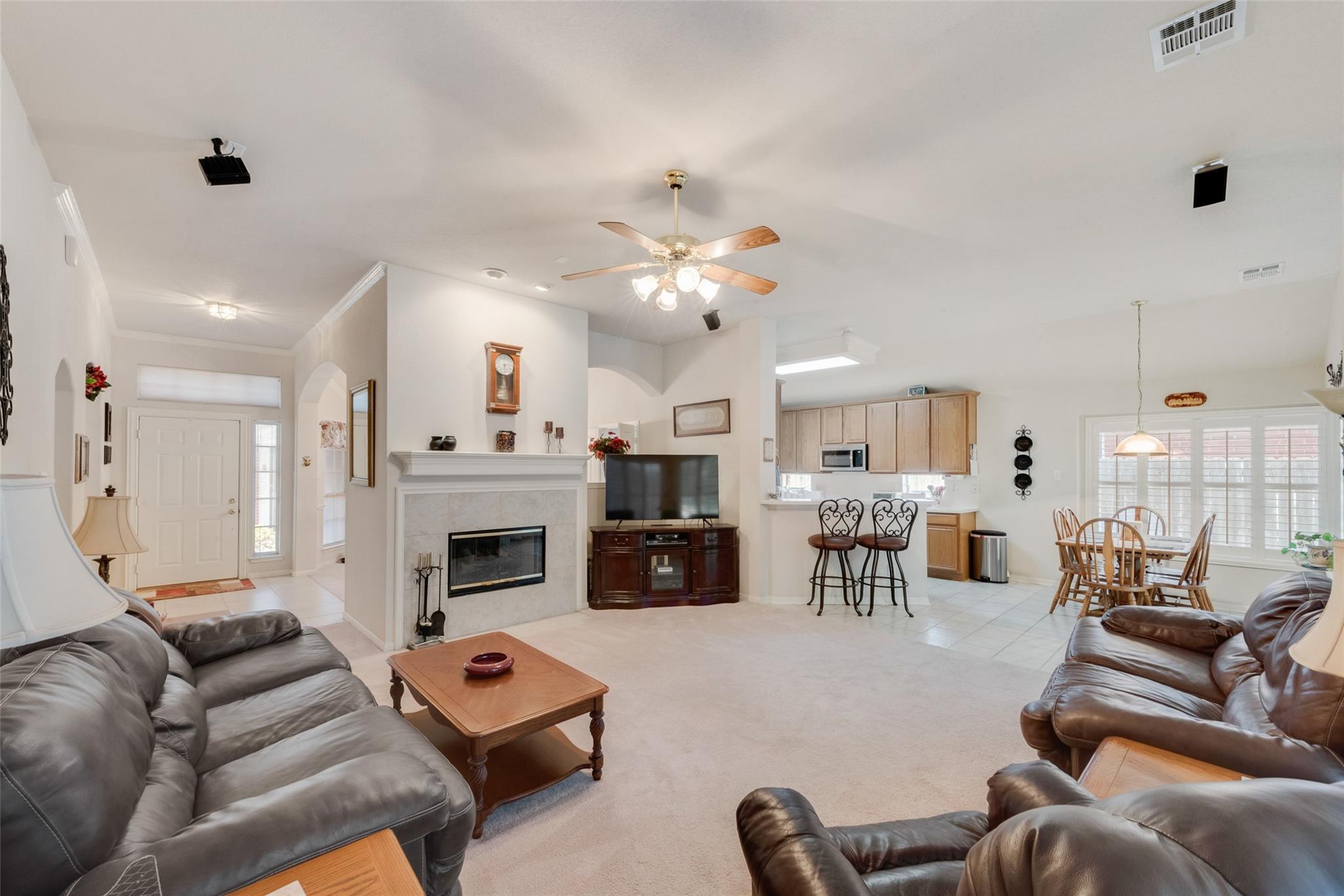 property viewer photo 10