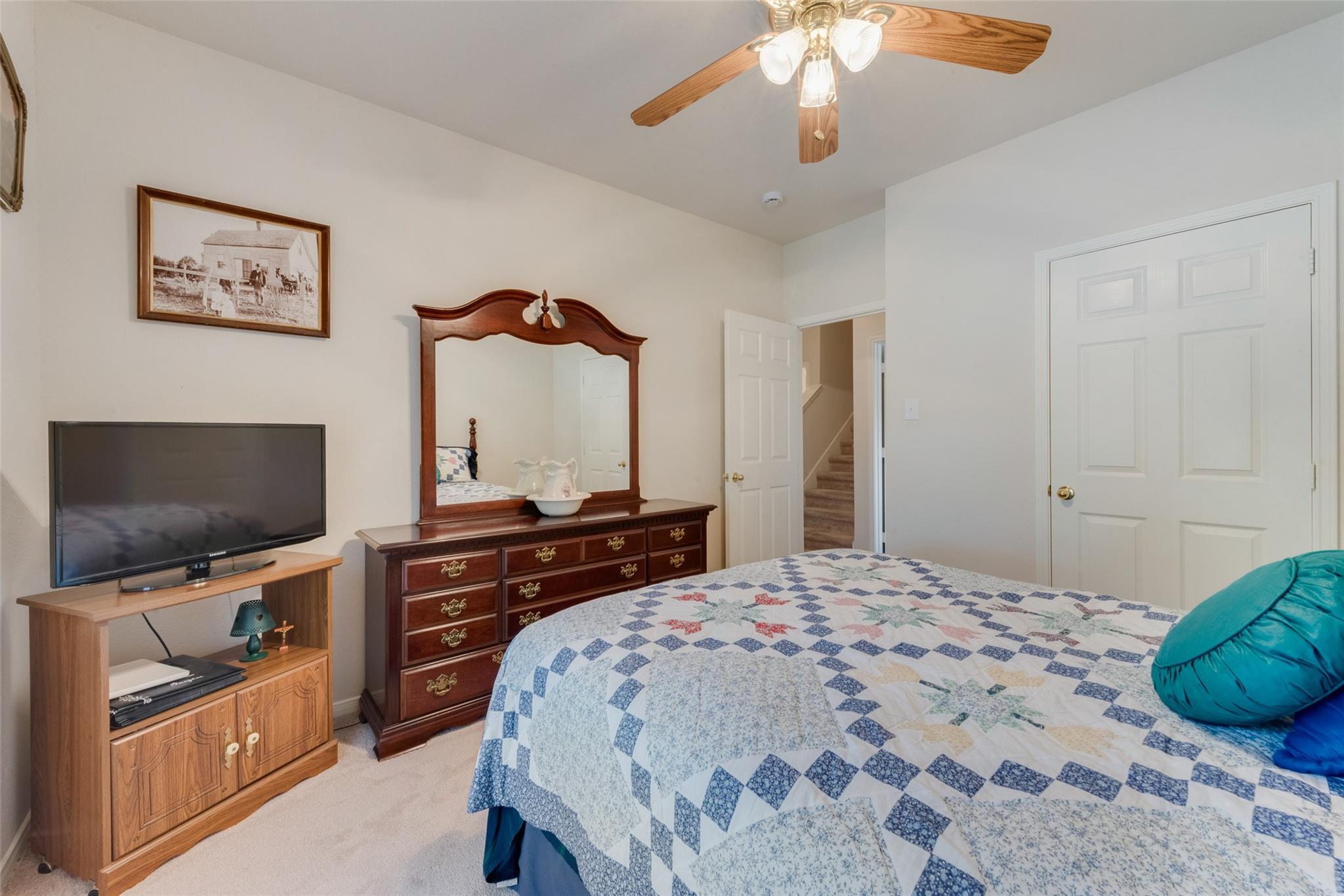 property viewer photo 27