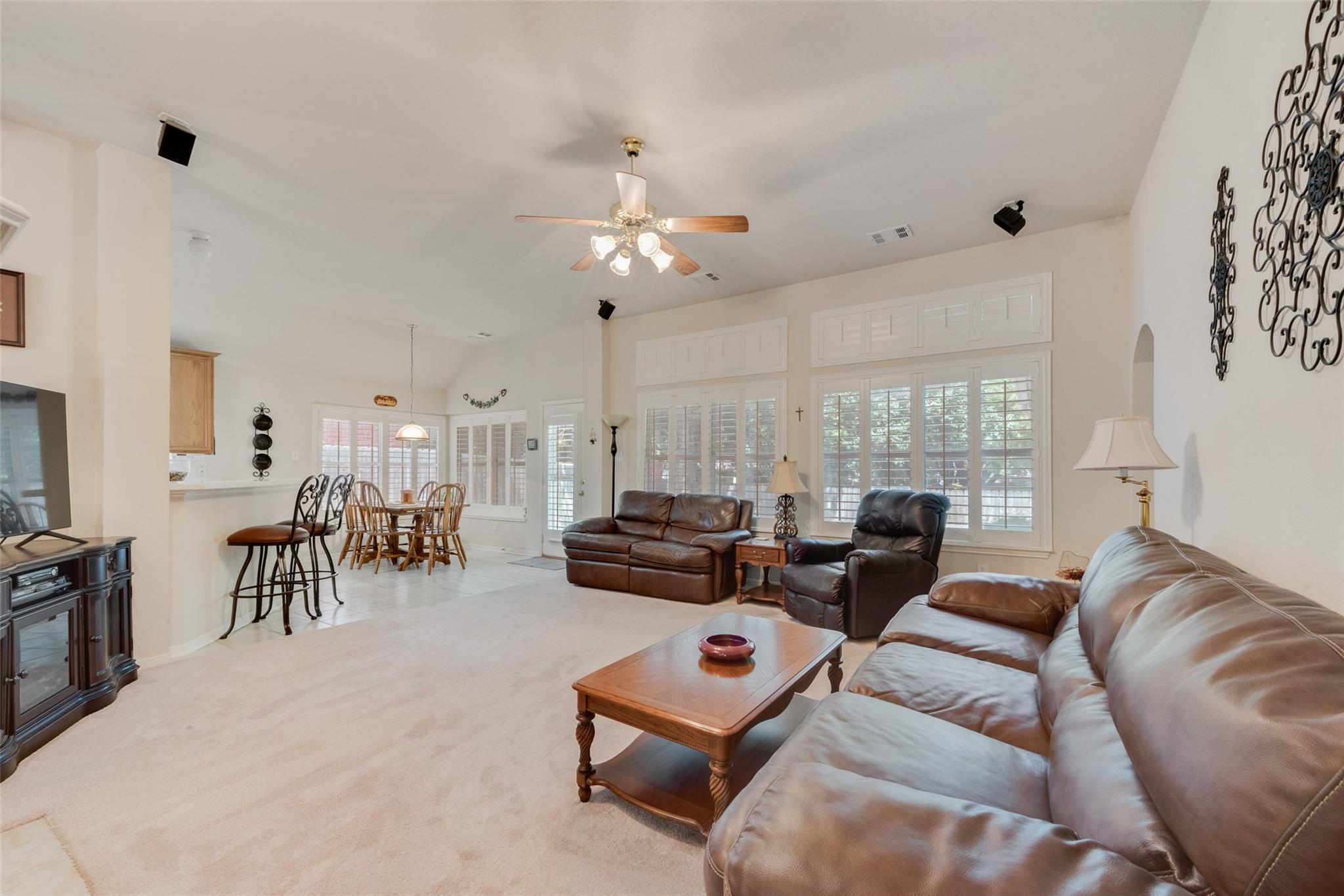 property viewer photo 8