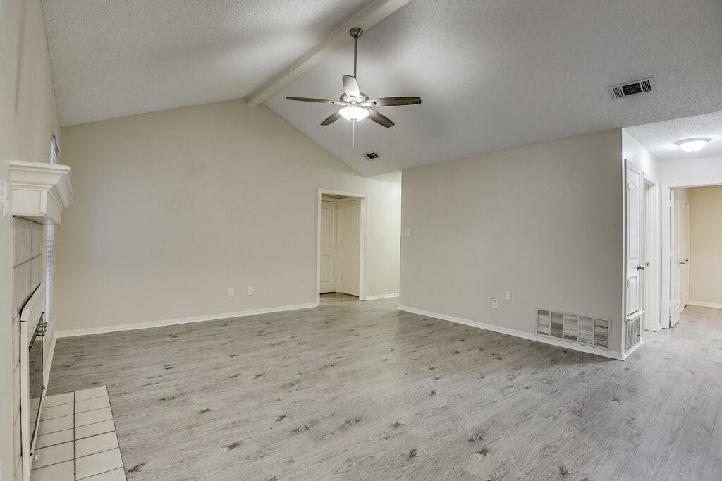 property viewer photo 5