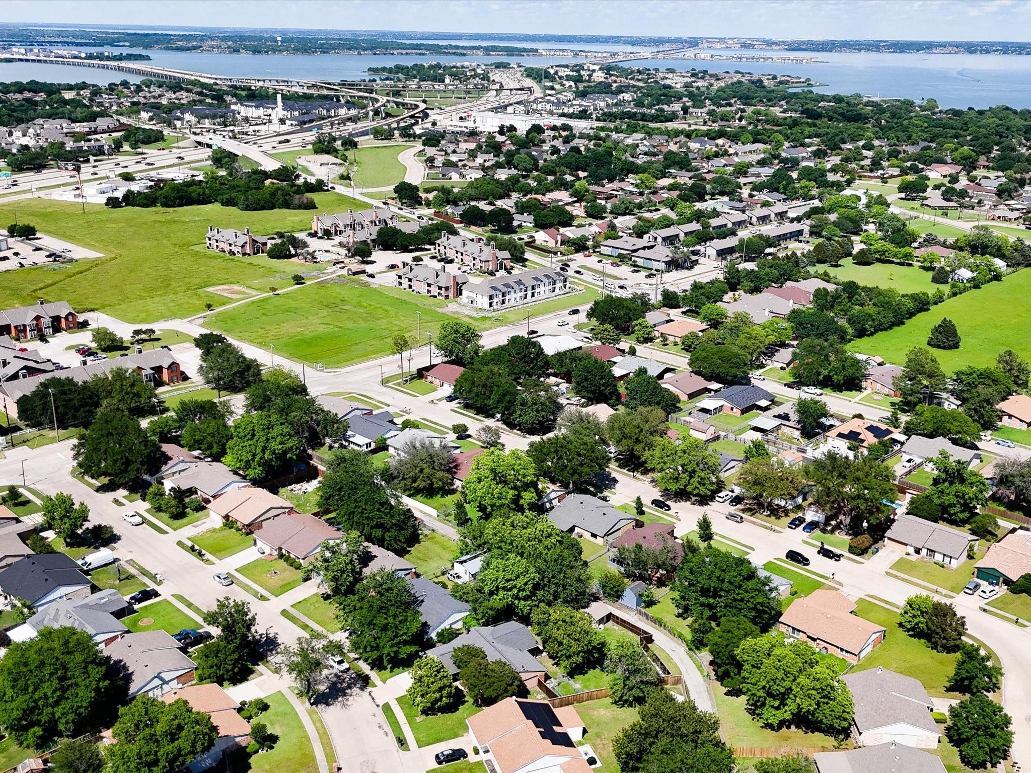 property viewer photo 30