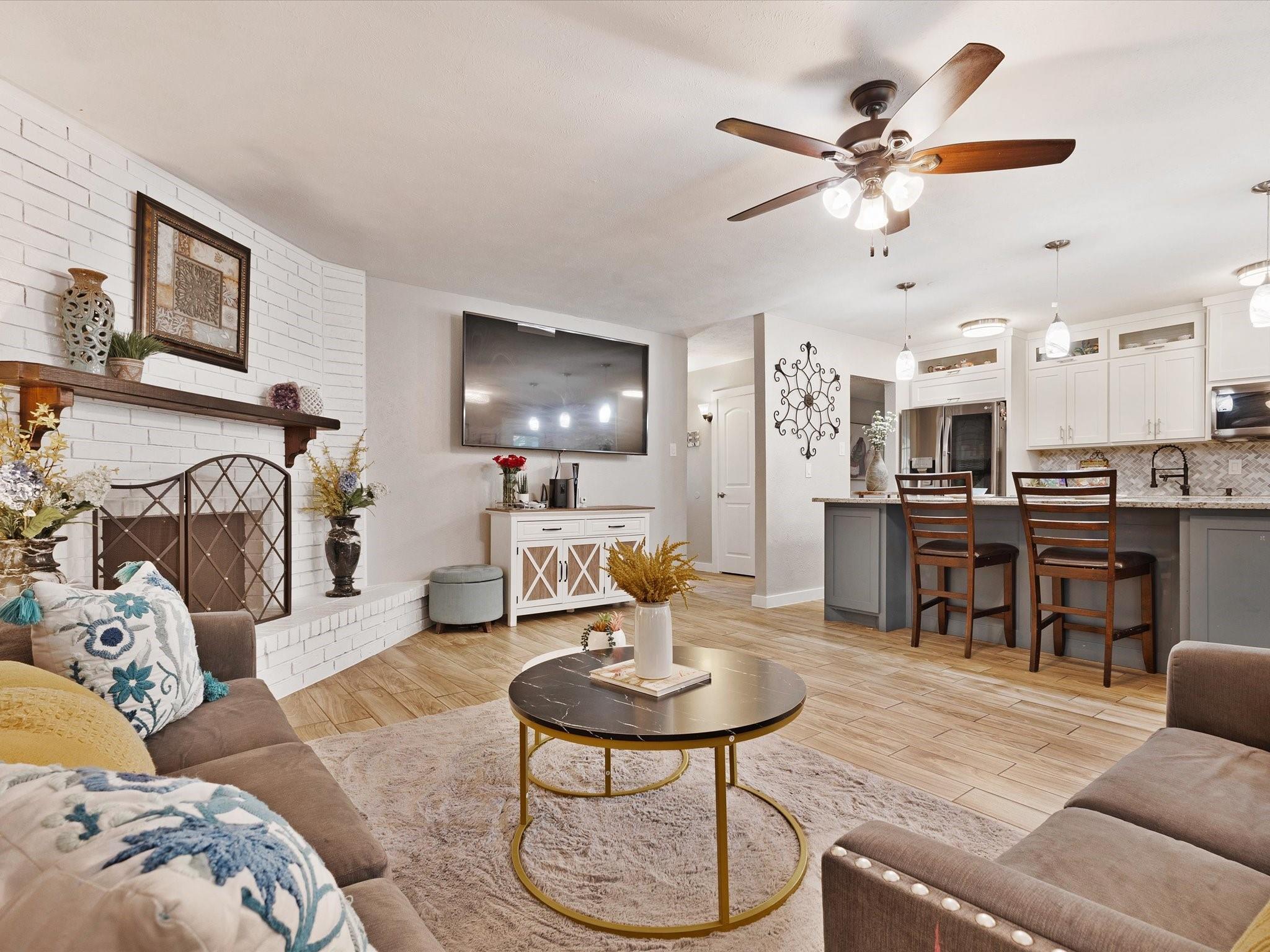 property viewer photo 9