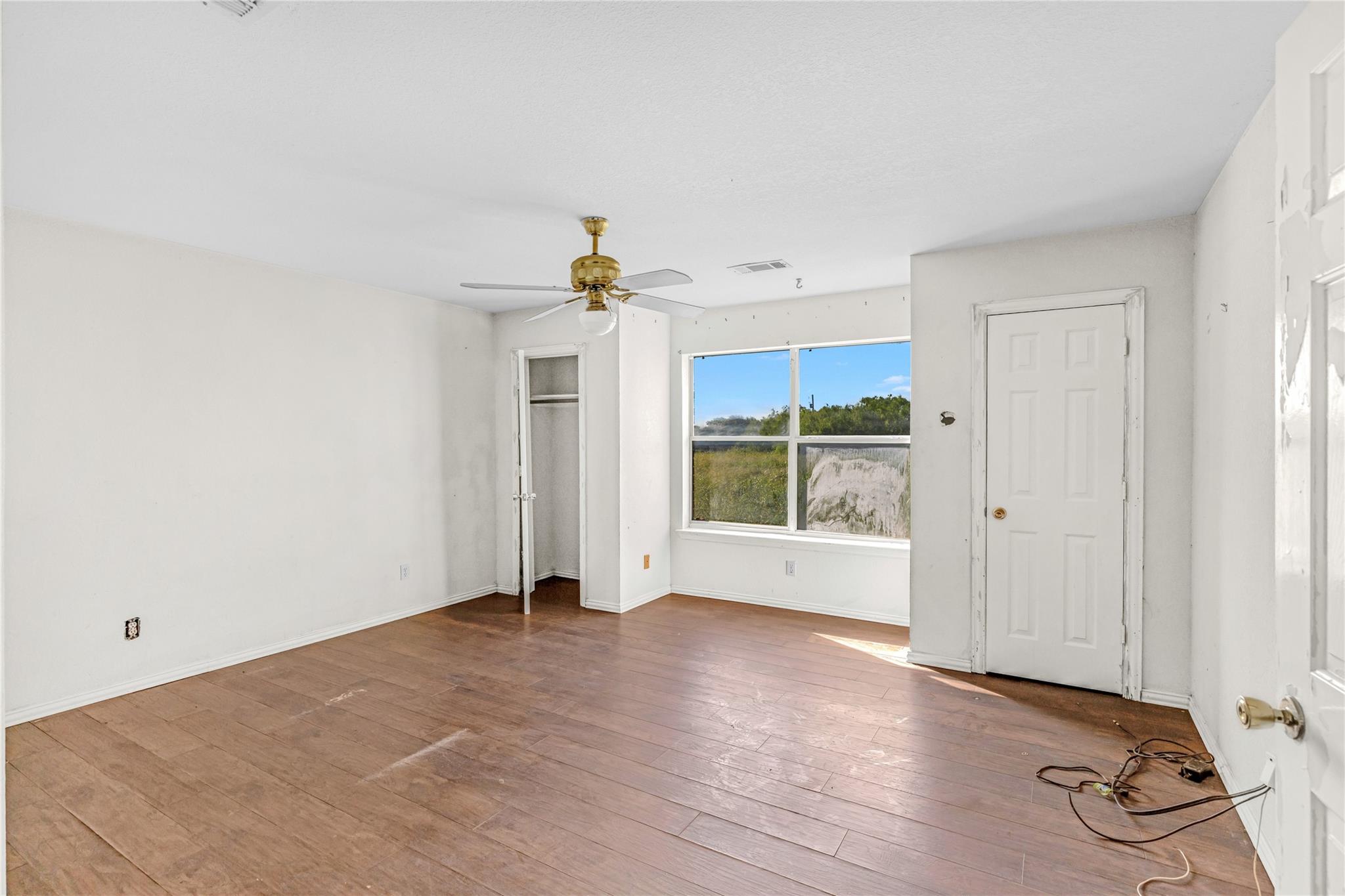property viewer photo 11