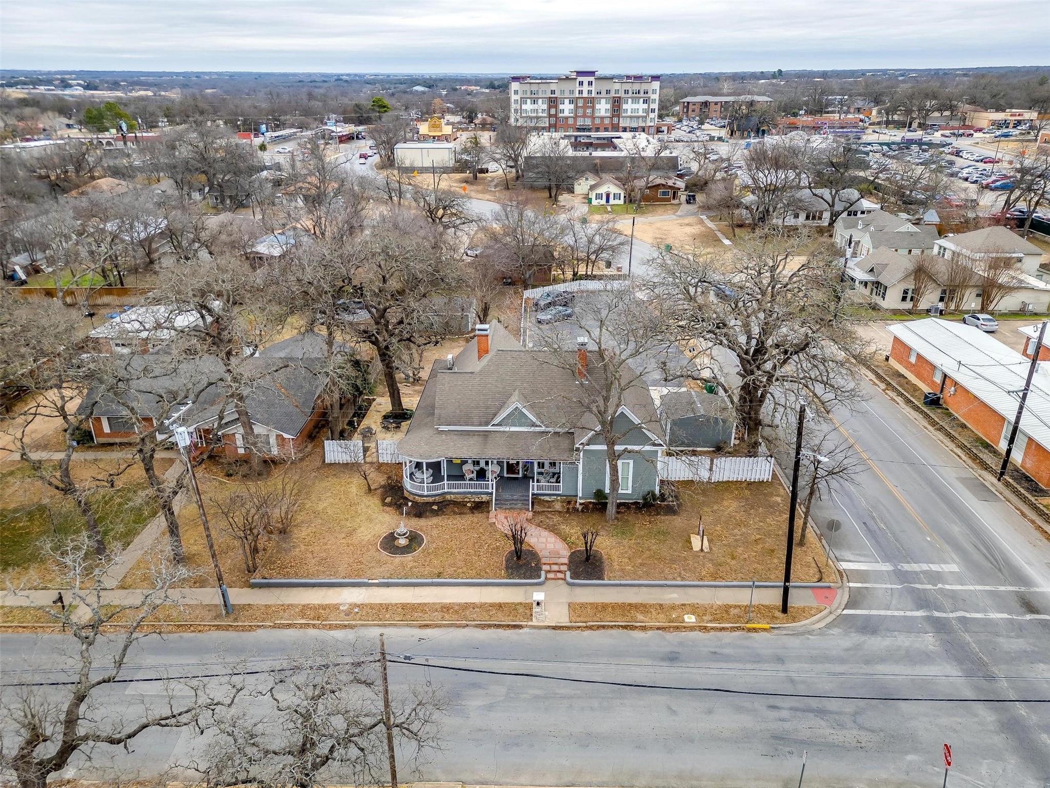 main property photo 38