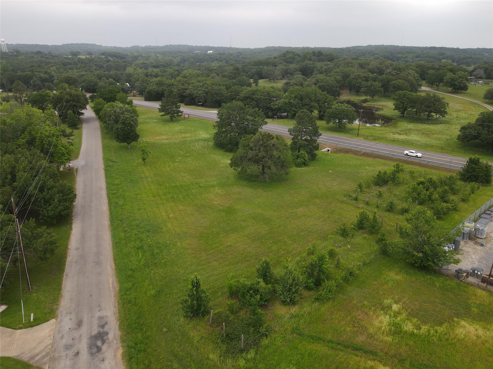 main property photo 3